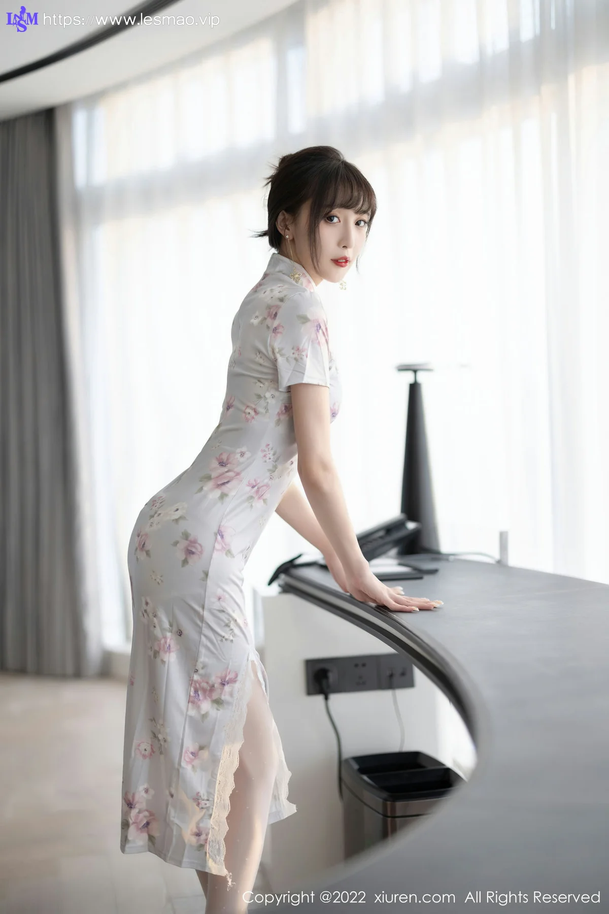 XiuRen 秀人 No.5757 林星阑 花纹图案旗袍性感写真 - 13