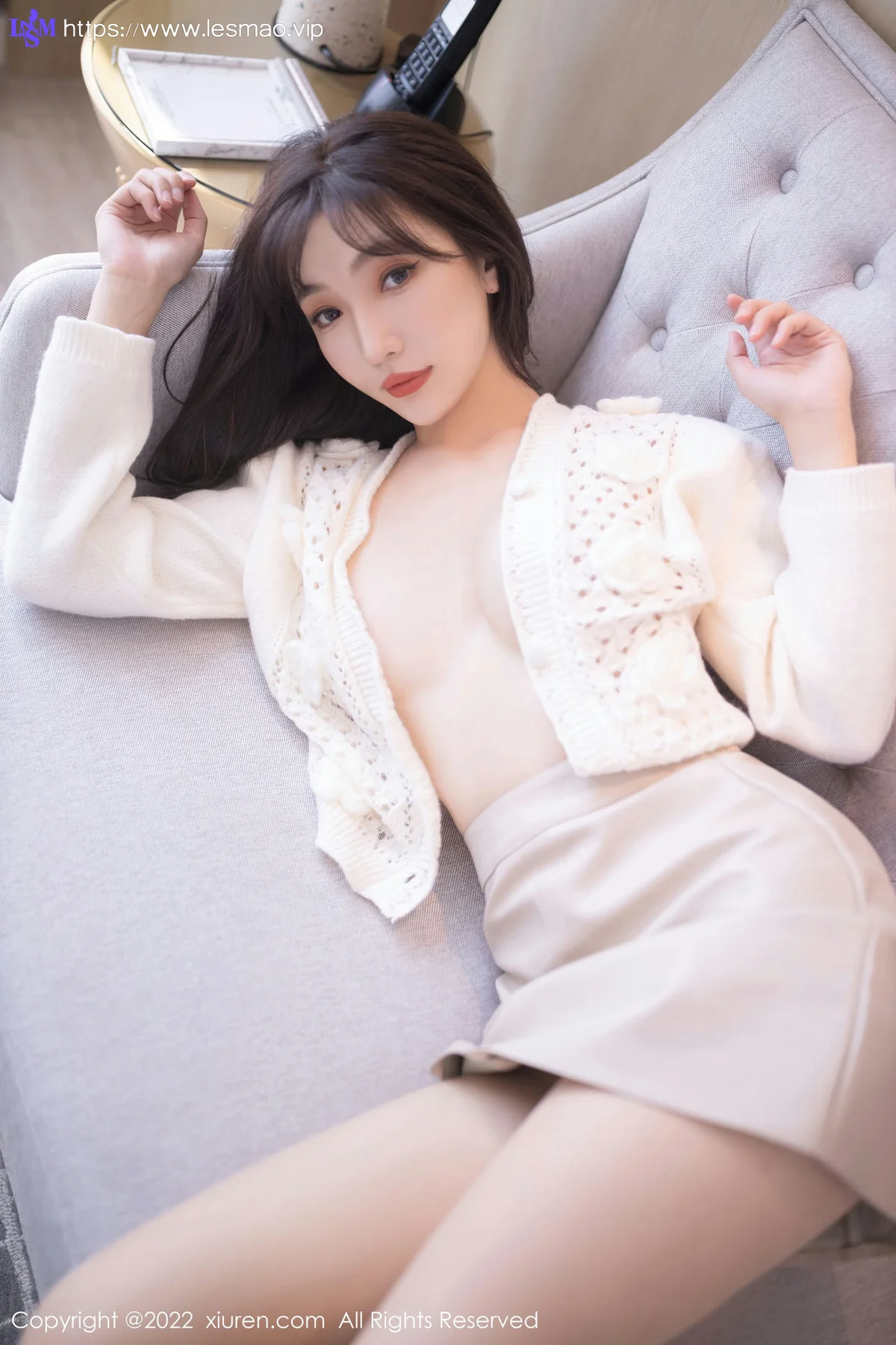 XiuRen 秀人 No.5771 陆萱萱 浅色短裙性感私房111 - 14