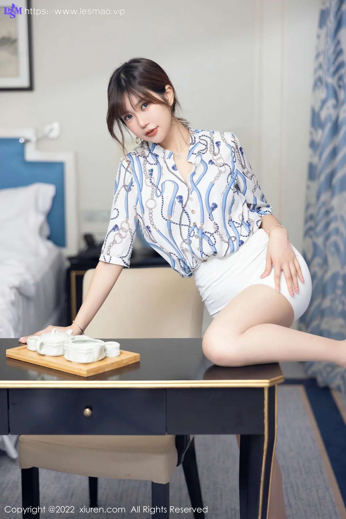XiuRen 秀人 No.5775 绮里嘉ula 极致妩媚原色丝袜性感写真22 - 24