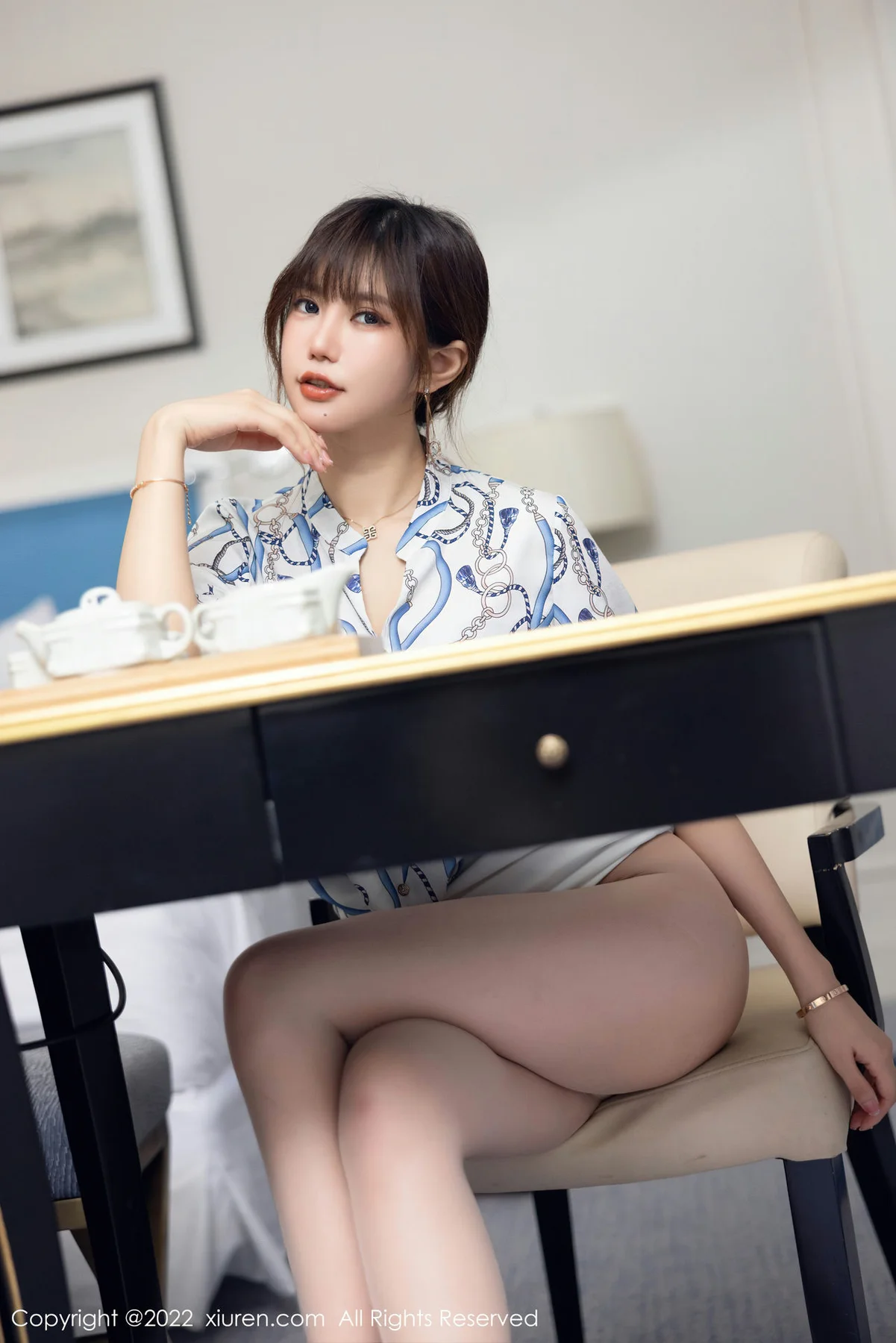 XiuRen 秀人 No.5775 绮里嘉ula 极致妩媚原色丝袜性感写真22 - 35
