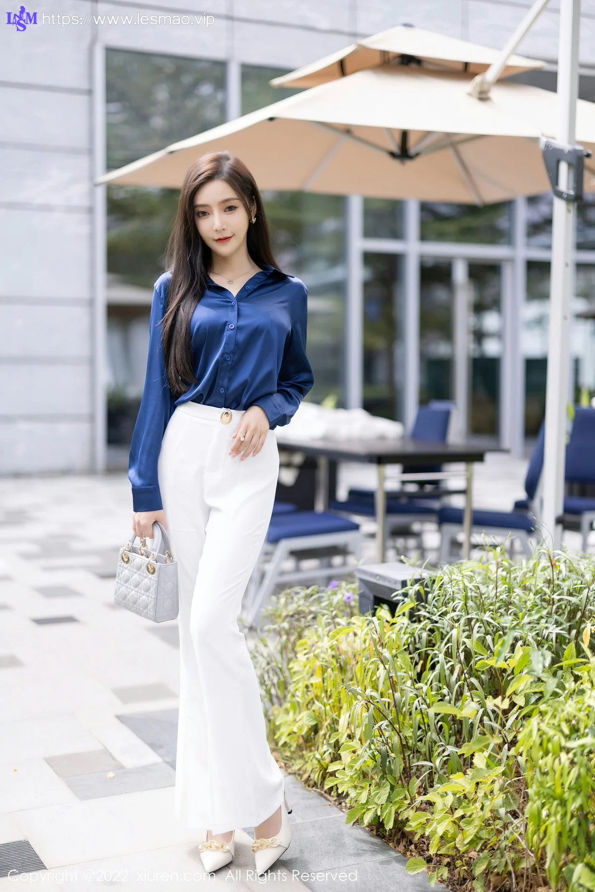 XiuRen 秀人 No.5790 王馨瑶yanni 性感御姐原色丝袜性感写真1 - 5