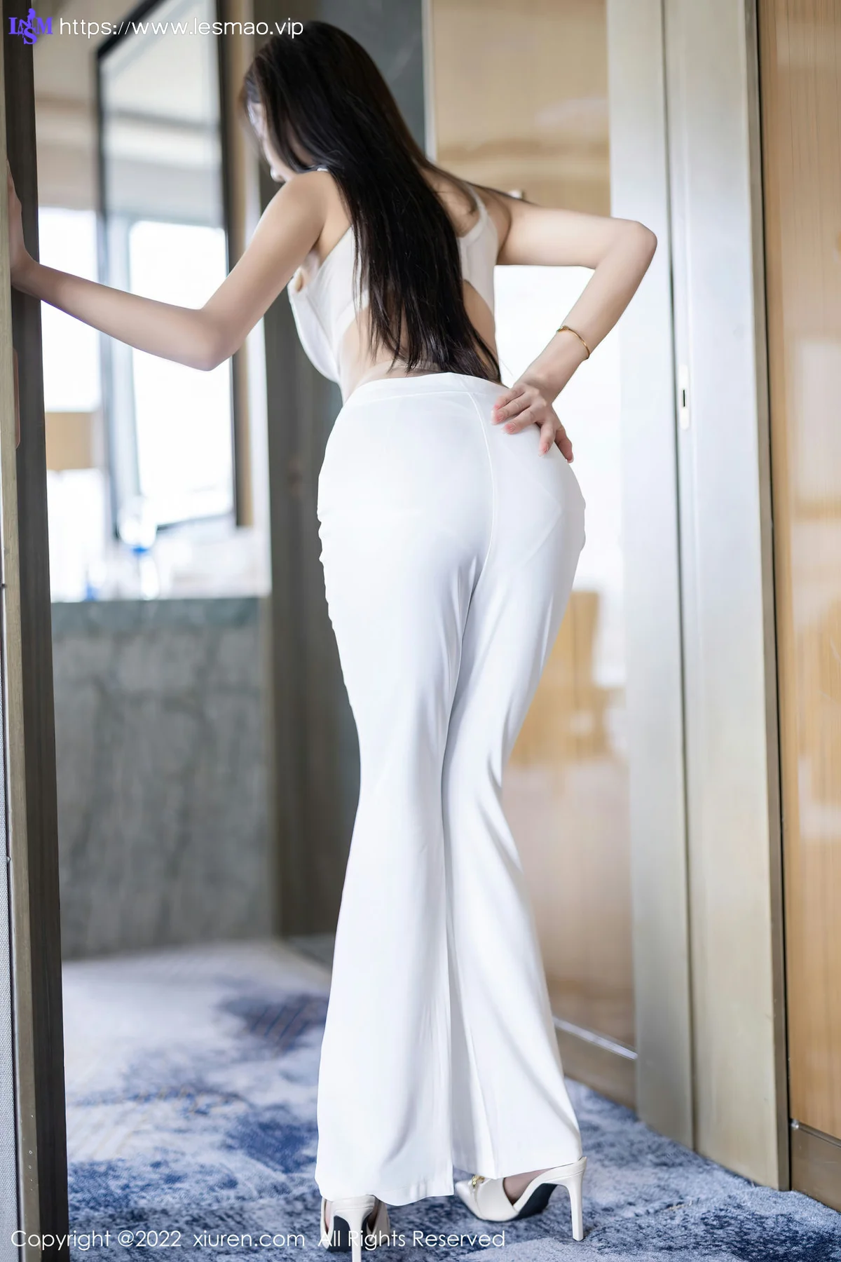 XiuRen 秀人 No.5790 王馨瑶yanni 性感御姐原色丝袜性感写真1 - 48