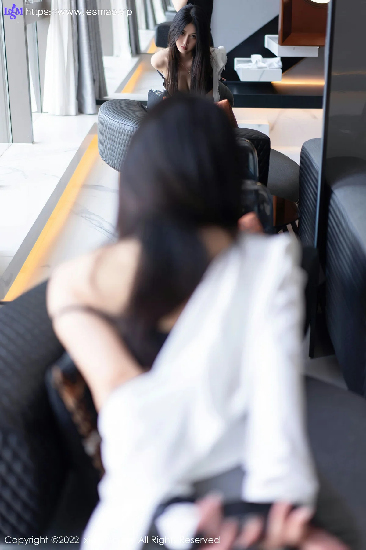 XiuRen 秀人 No.5795 laura阿姣 白T灰色短裙性感套写真222 - 64