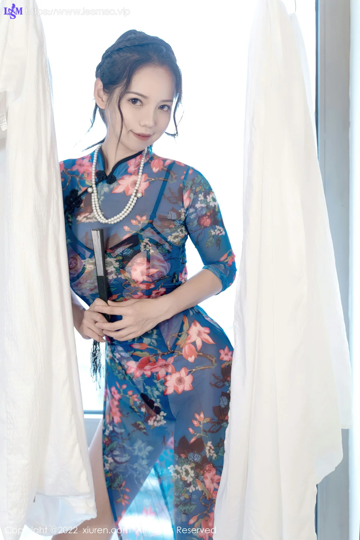 XiuRen 秀人 No.5819 大美妞儿 弹力永动机透明旗袍蕾丝肉袜 - 12