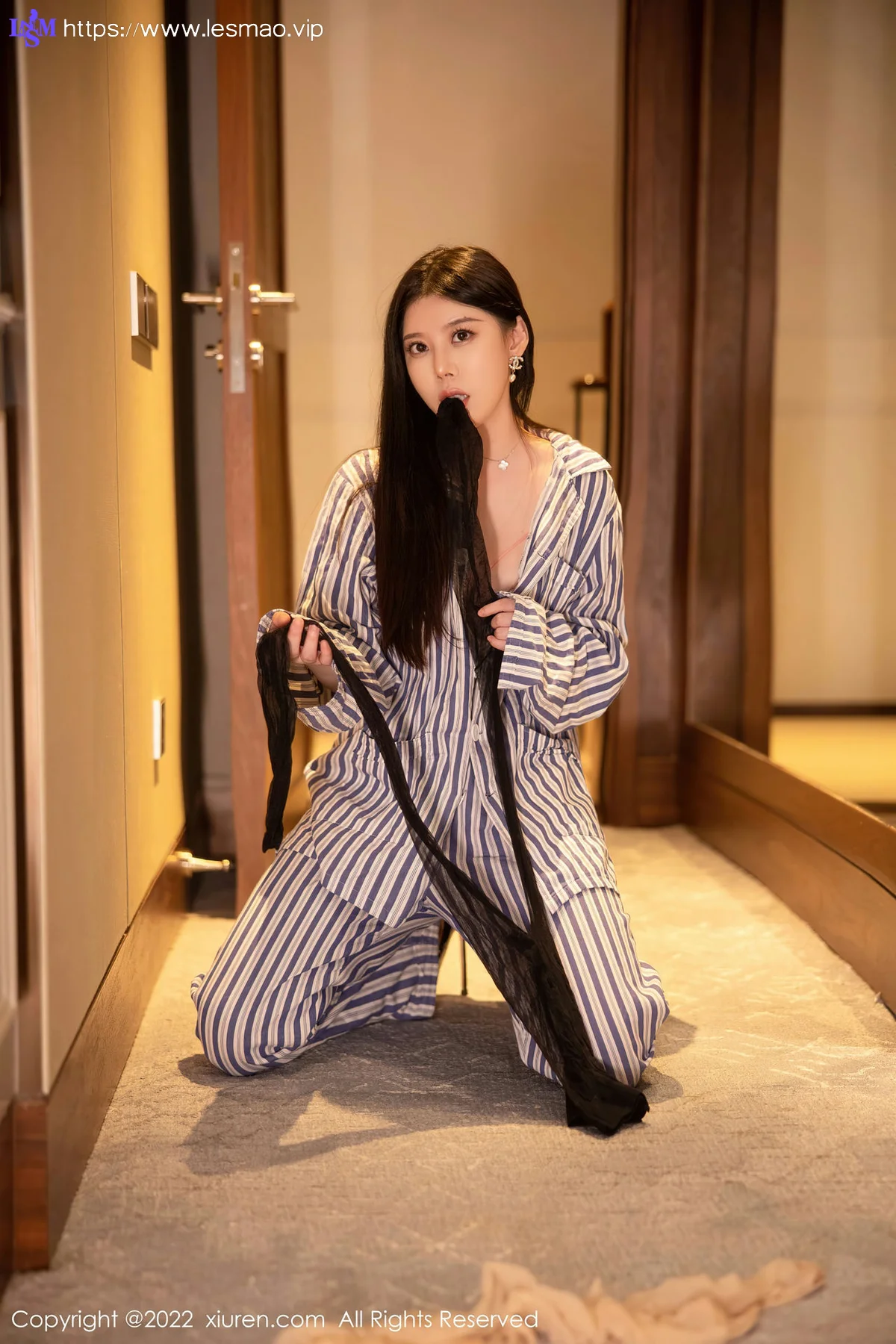 XiuRen 秀人 No.5820 白茹雪 蕾丝围裙熟女气息性感写真11 - 11