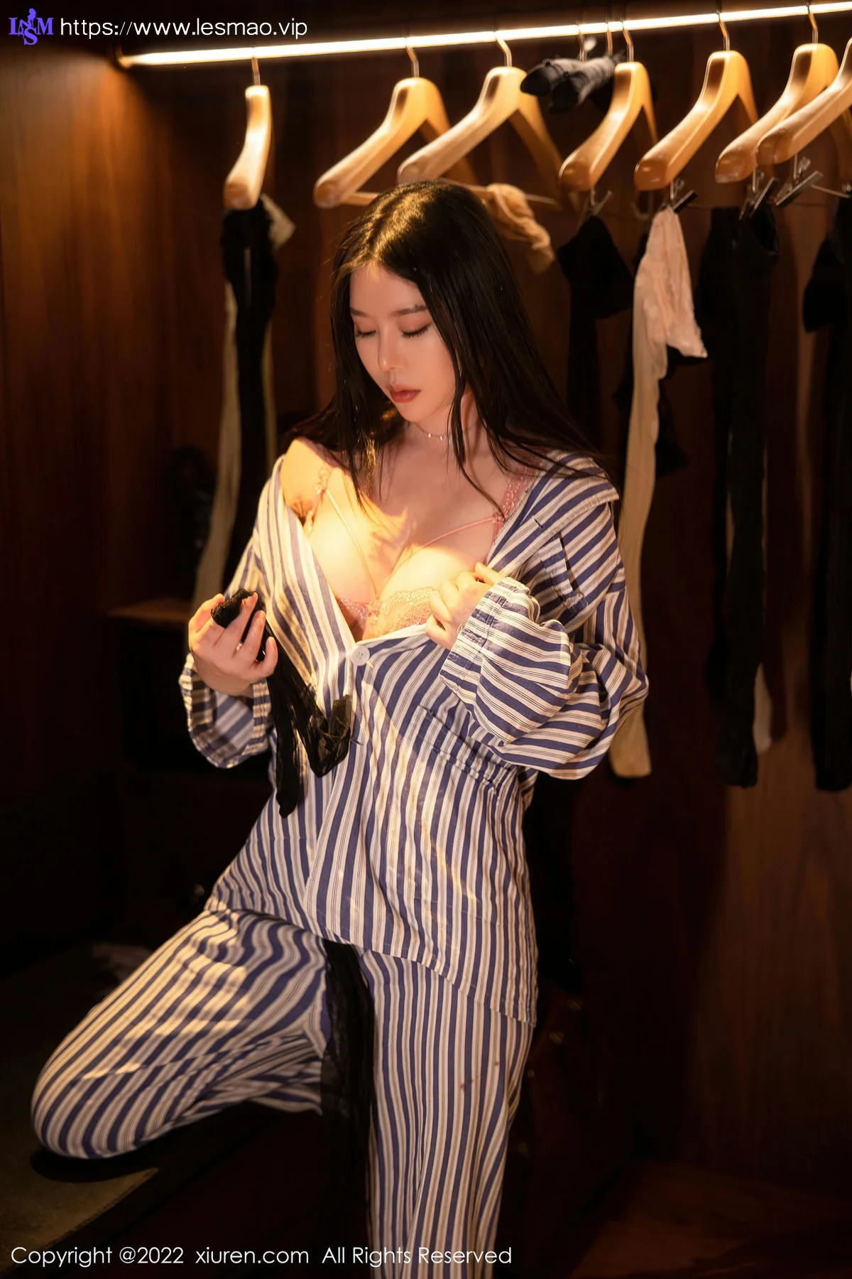 XiuRen 秀人 No.5820 白茹雪 蕾丝围裙熟女气息性感写真11 - 19