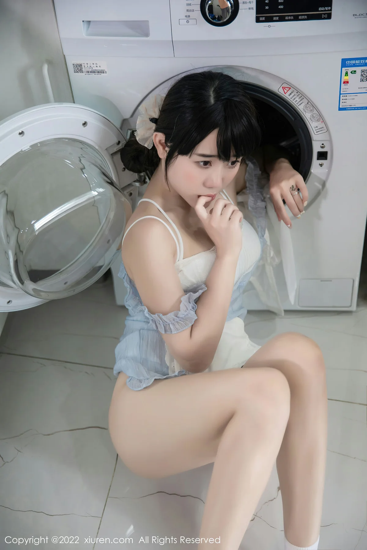 XiuRen 秀人 No.5834 严利娅Yuliya 浅蓝色女仆性感写真 - 34