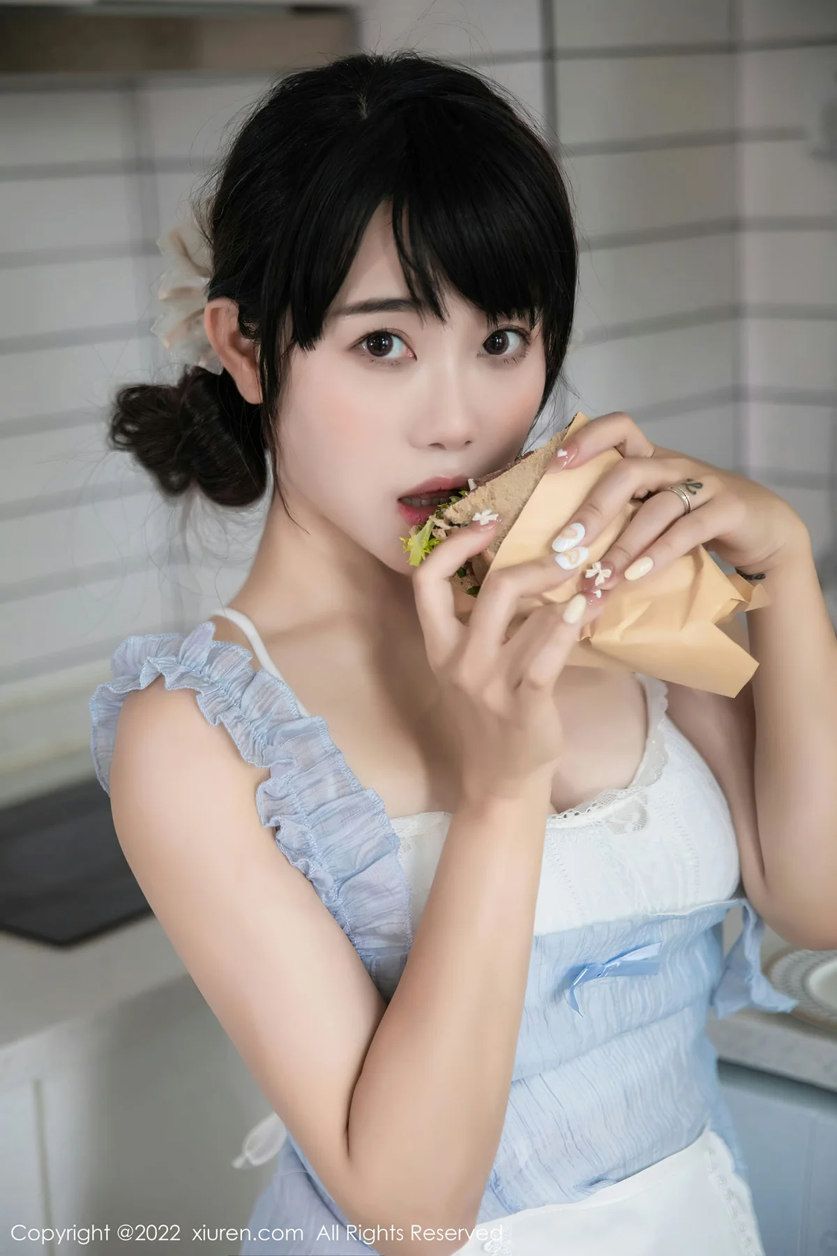 XiuRen 秀人 No.5834 严利娅Yuliya 浅蓝色女仆性感写真 - 50