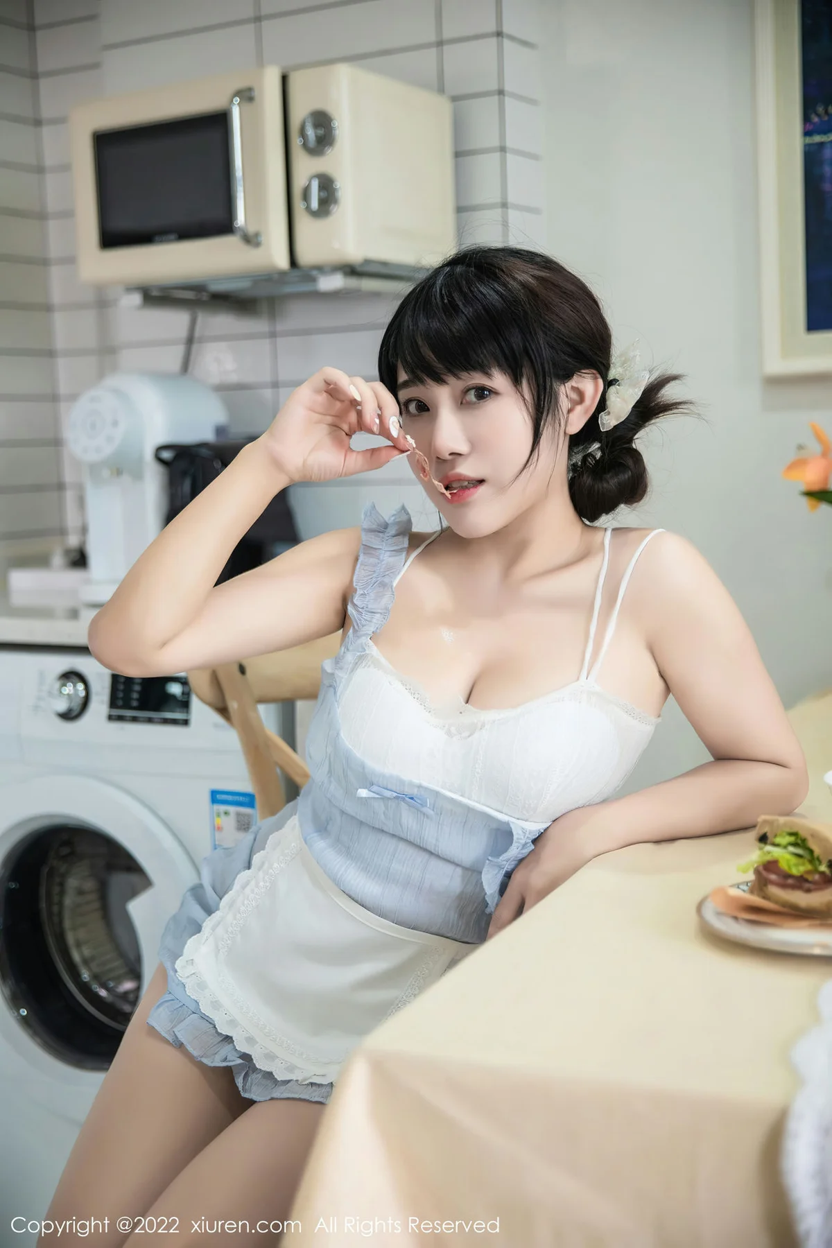 XiuRen 秀人 No.5834 严利娅Yuliya 浅蓝色女仆性感写真 - 61