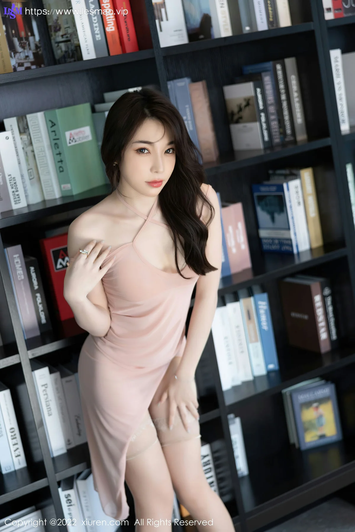 XiuRen 秀人 No.5839 徐莉芝Booty 诱人原色丝袜性感写真1 - 42