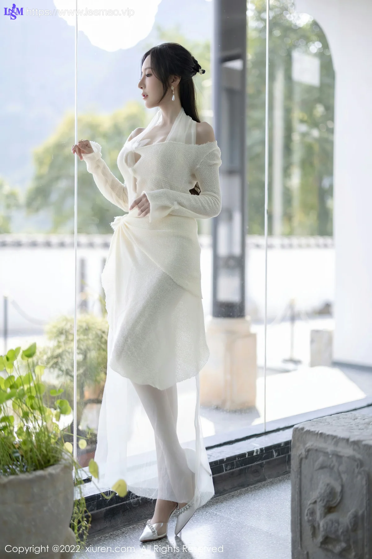 XiuRen 秀人 No.5846 王馨瑶yanni 性感白色连衣长裙性感写真22 - 19