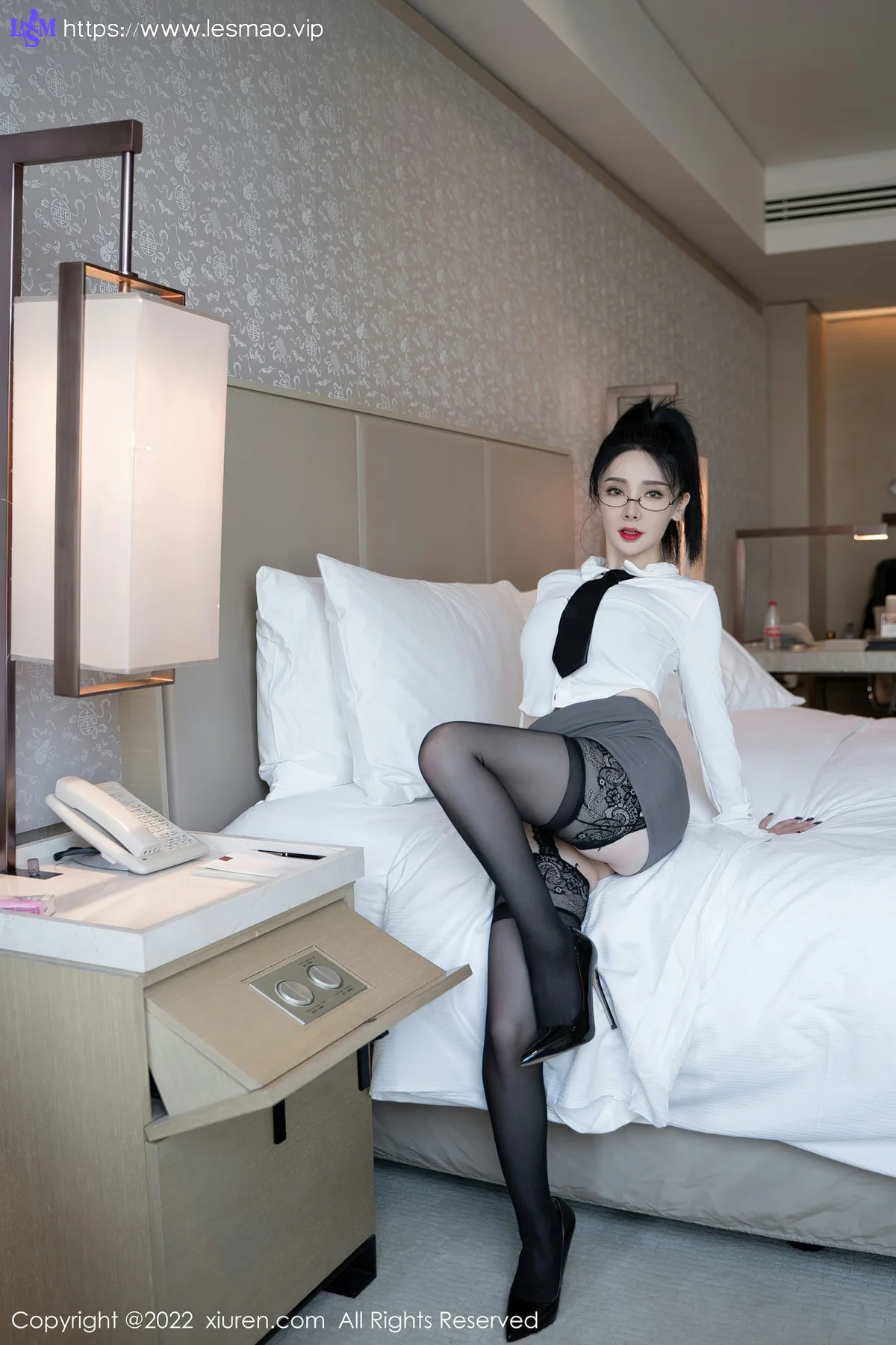 XiuRen 秀人 No.5856 潘娇娇 巨乳肥臀媚态十足性感写真 - 26