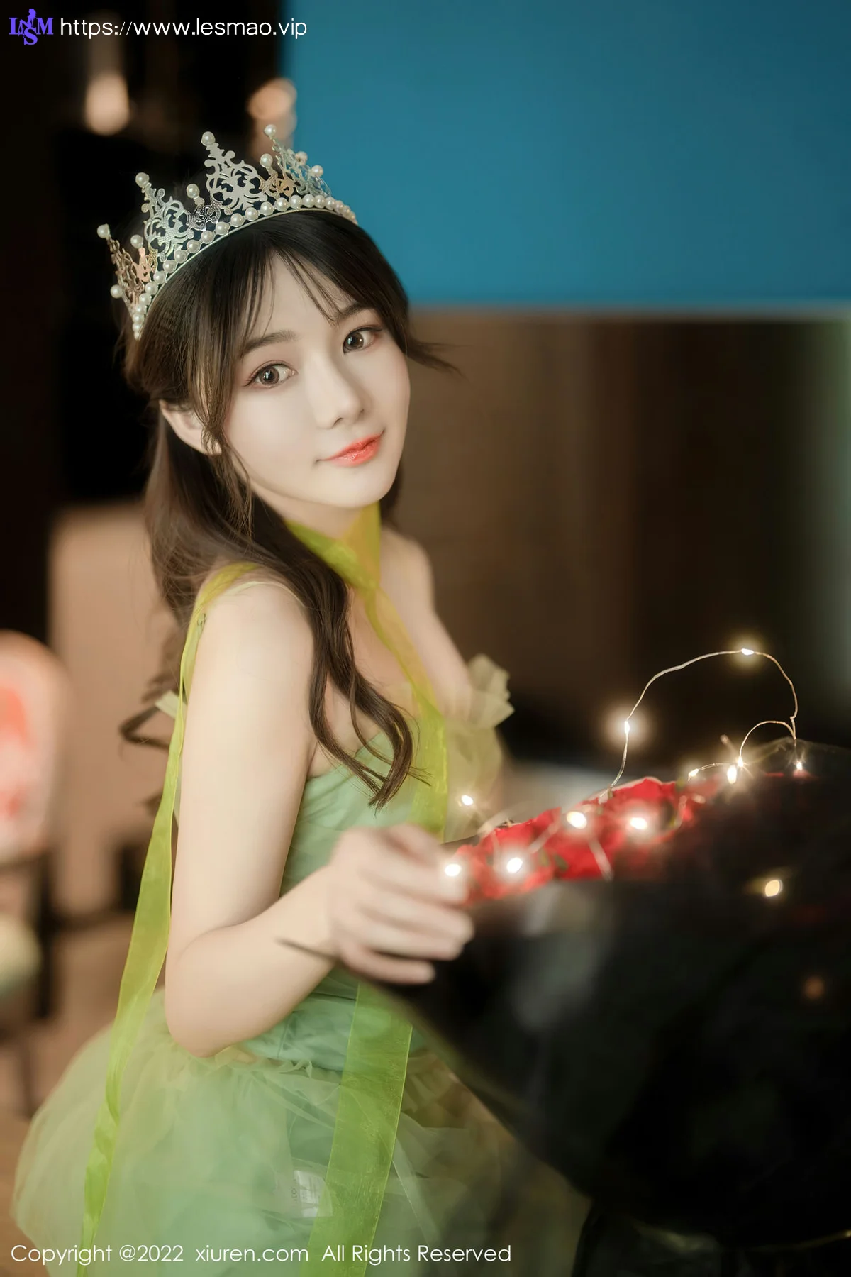 XiuRen 秀人 No.5875 婠婠么 淡绿色连衣长裙性感写真222 - 12
