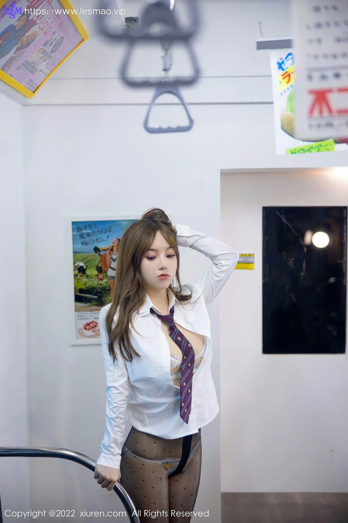 XiuRen 秀人 No.5899 豆瓣酱 地铁场景性感写真 - 57