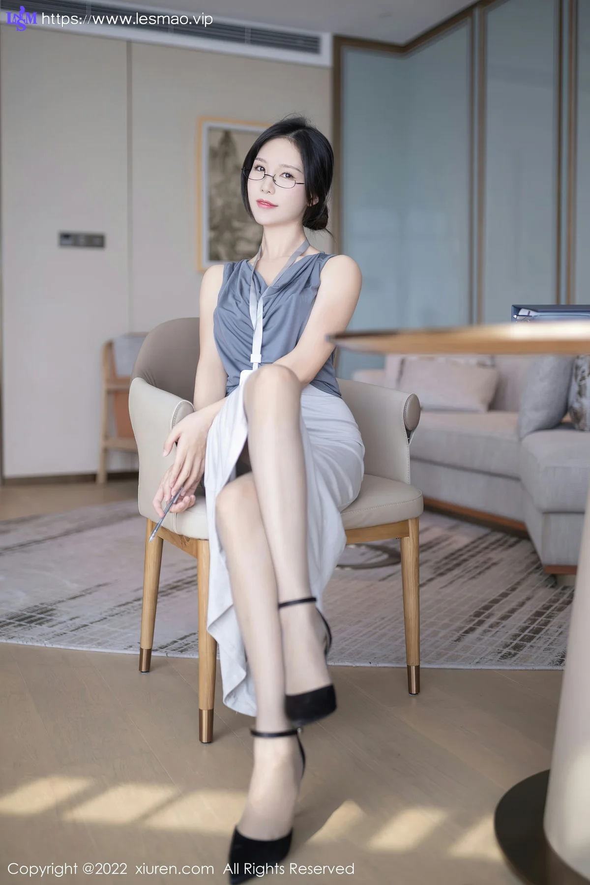 XiuRen 秀人 No.5900 利世 灰丝眼镜妹 - 15