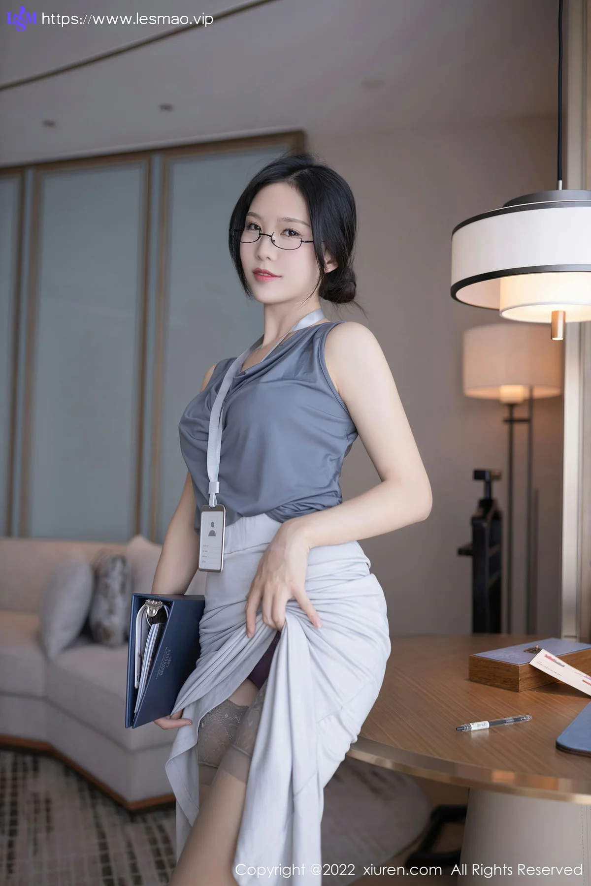 XiuRen 秀人 No.5900 利世 灰丝眼镜妹 - 20