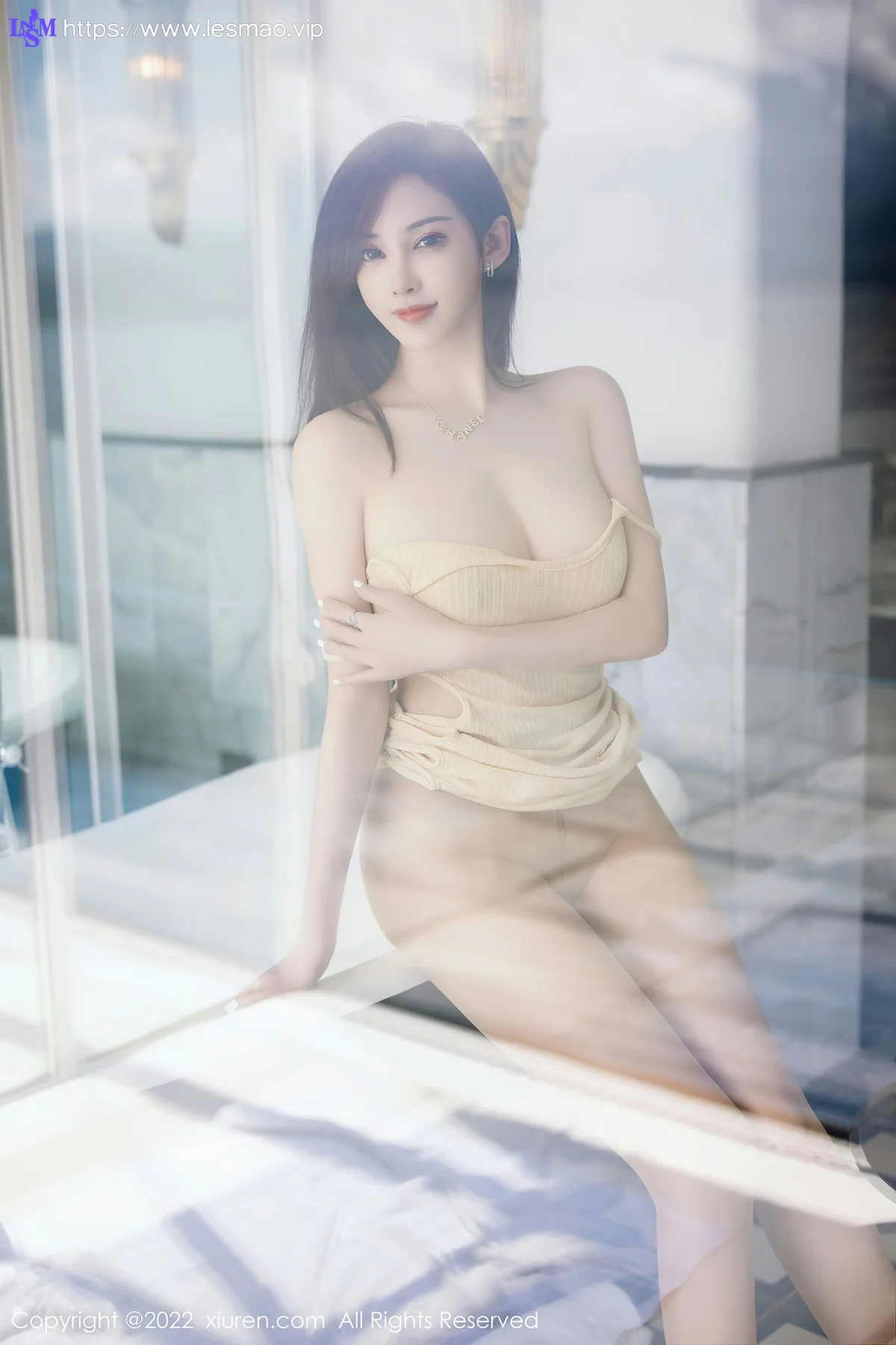 XiuRen 秀人 No.5912 土肥圆Carol 诱人原色丝袜大理旅拍写真1 - 21