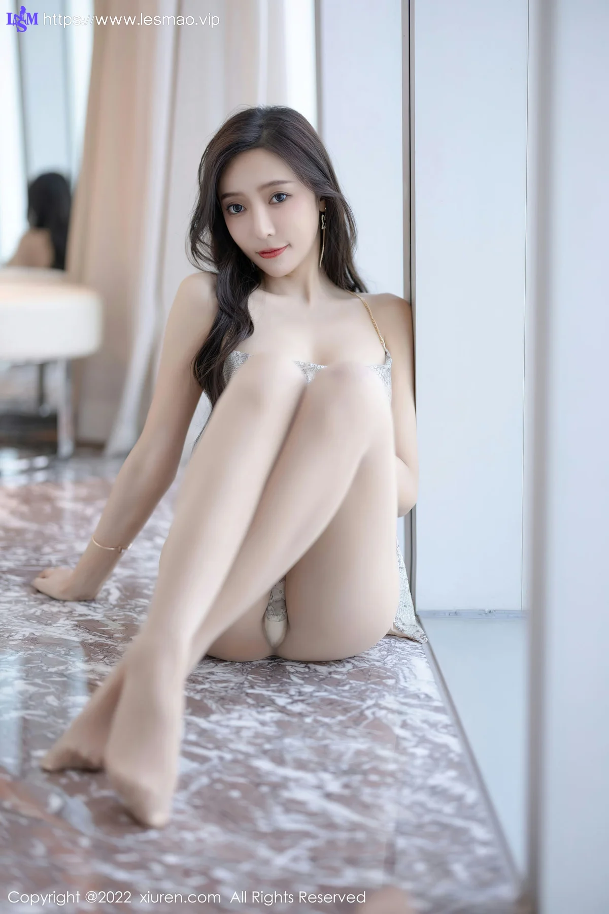 XiuRen 秀人 No.5920 王馨瑶yanni 米色短裙性感写真 - 36