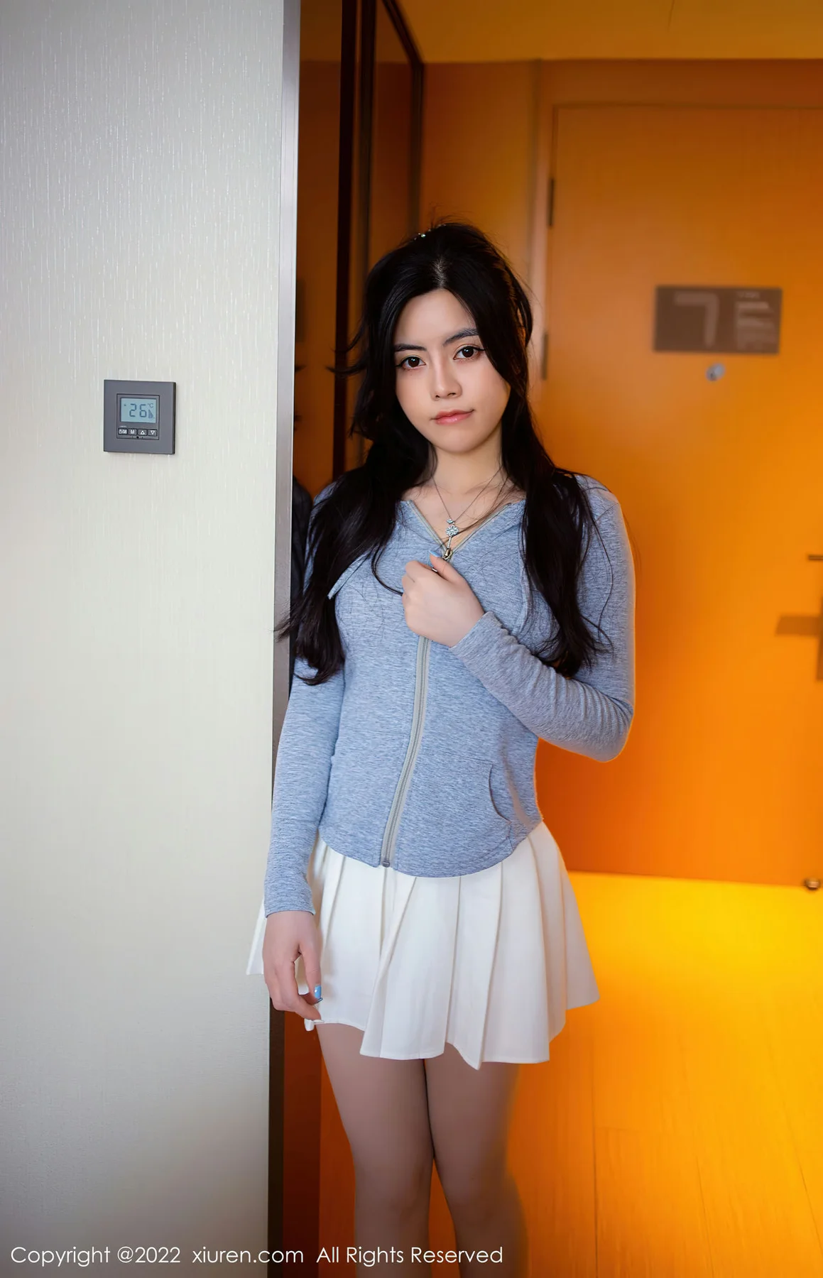 XiuRen 秀人 No.5929 白甜 白丝少女性感写真 - 34