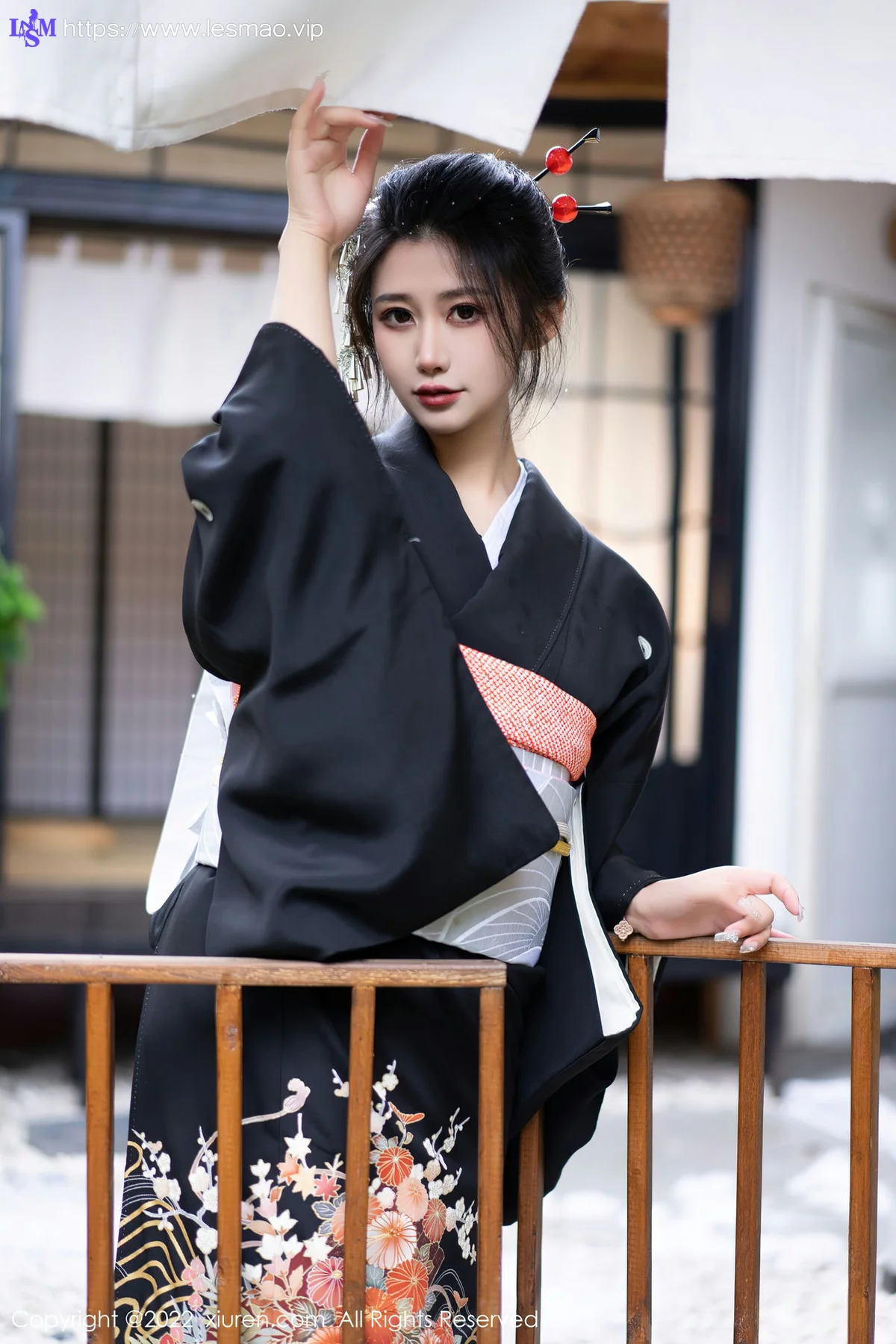 XiuRen 秀人 No.5932 laura阿姣 深色日式和服性感写真 - 13