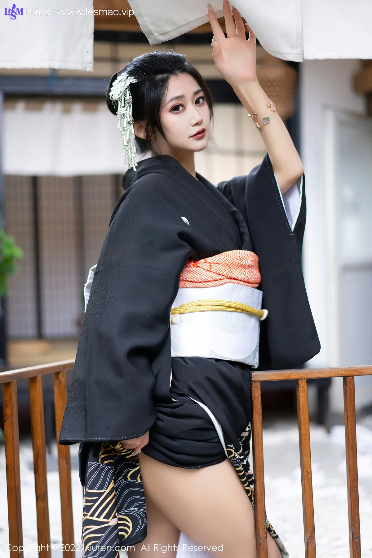 XiuRen 秀人 No.5932 laura阿姣 深色日式和服性感写真 - 14