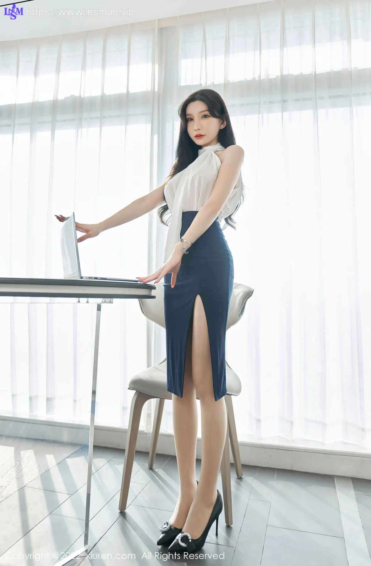 XiuRen 秀人 No.5948 周于希Sally 主题《女秘书的日常工作》性感写真 - 11