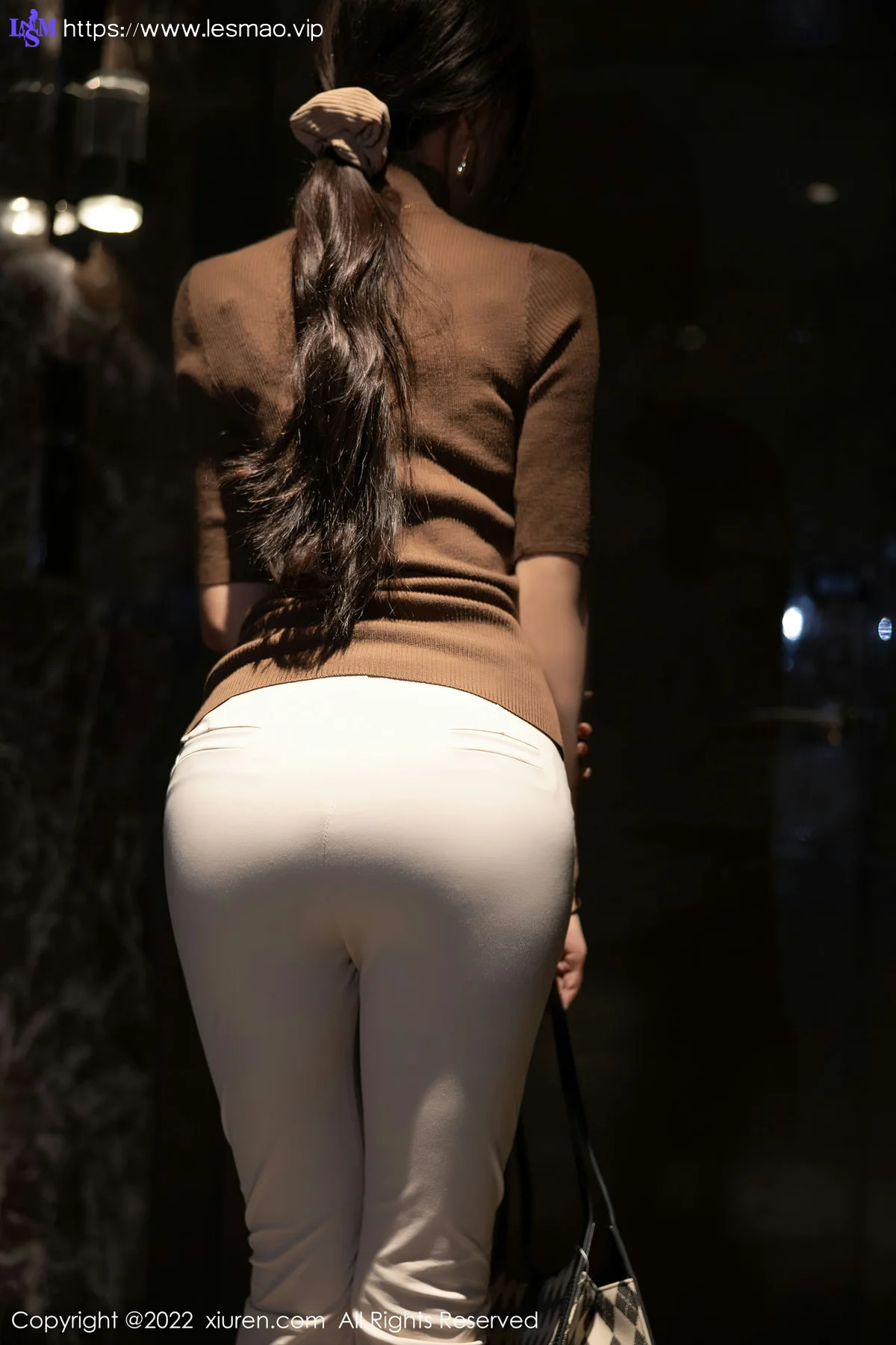 XiuRen 秀人 No.5978 王馨瑶yanni 诱人原色丝袜性感写真 - 11