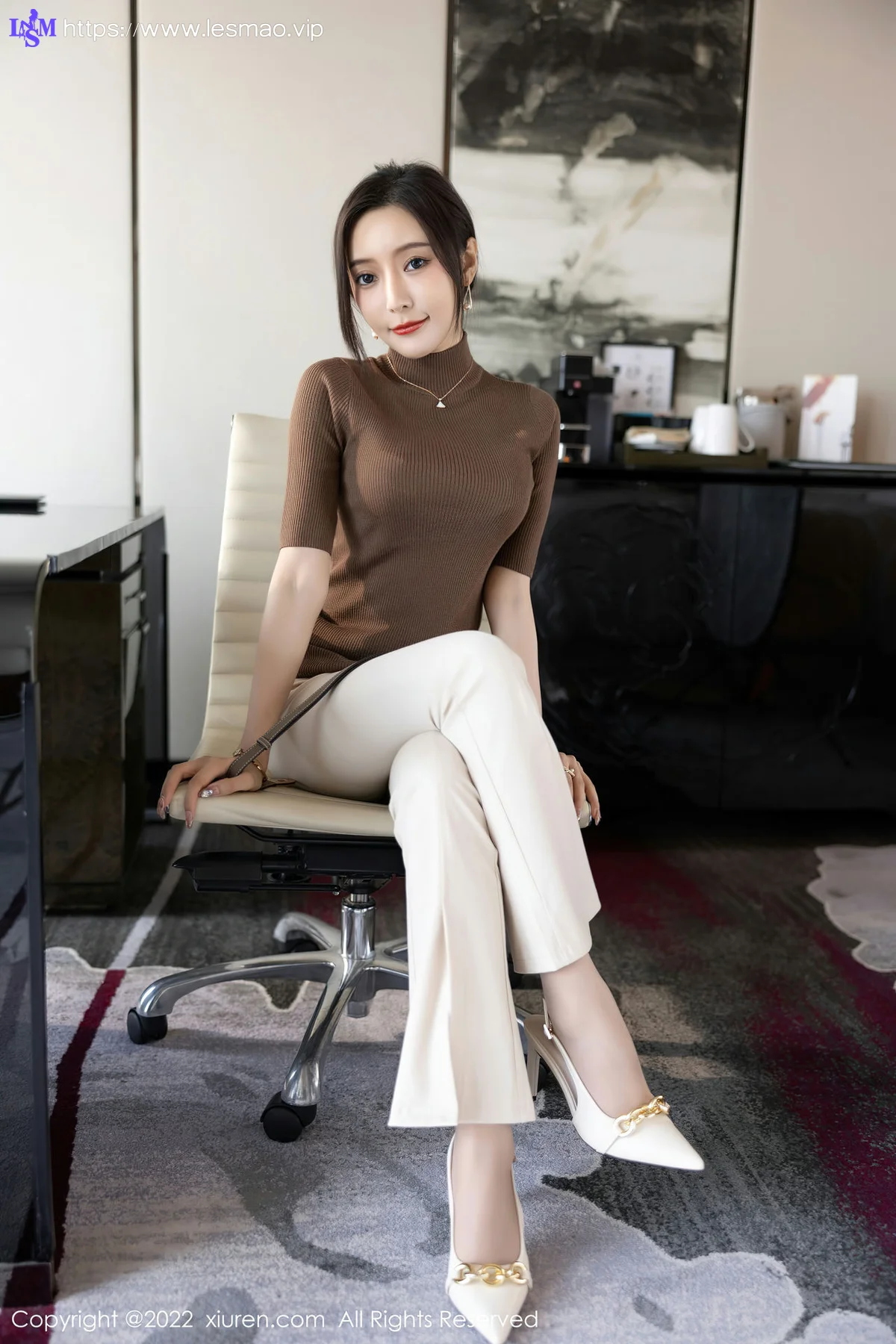 XiuRen 秀人 No.5978 王馨瑶yanni 诱人原色丝袜性感写真 - 36