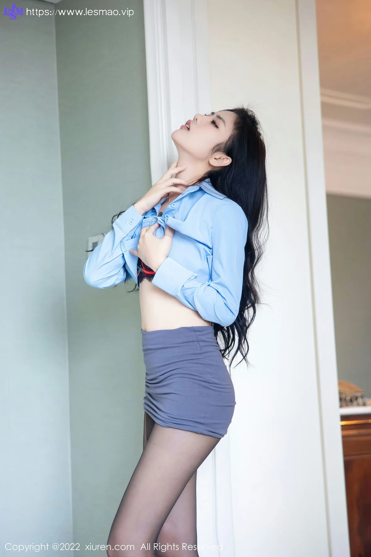 XiuRen 秀人 No.5982 浅浅 长腿爆乳玉体 - 18
