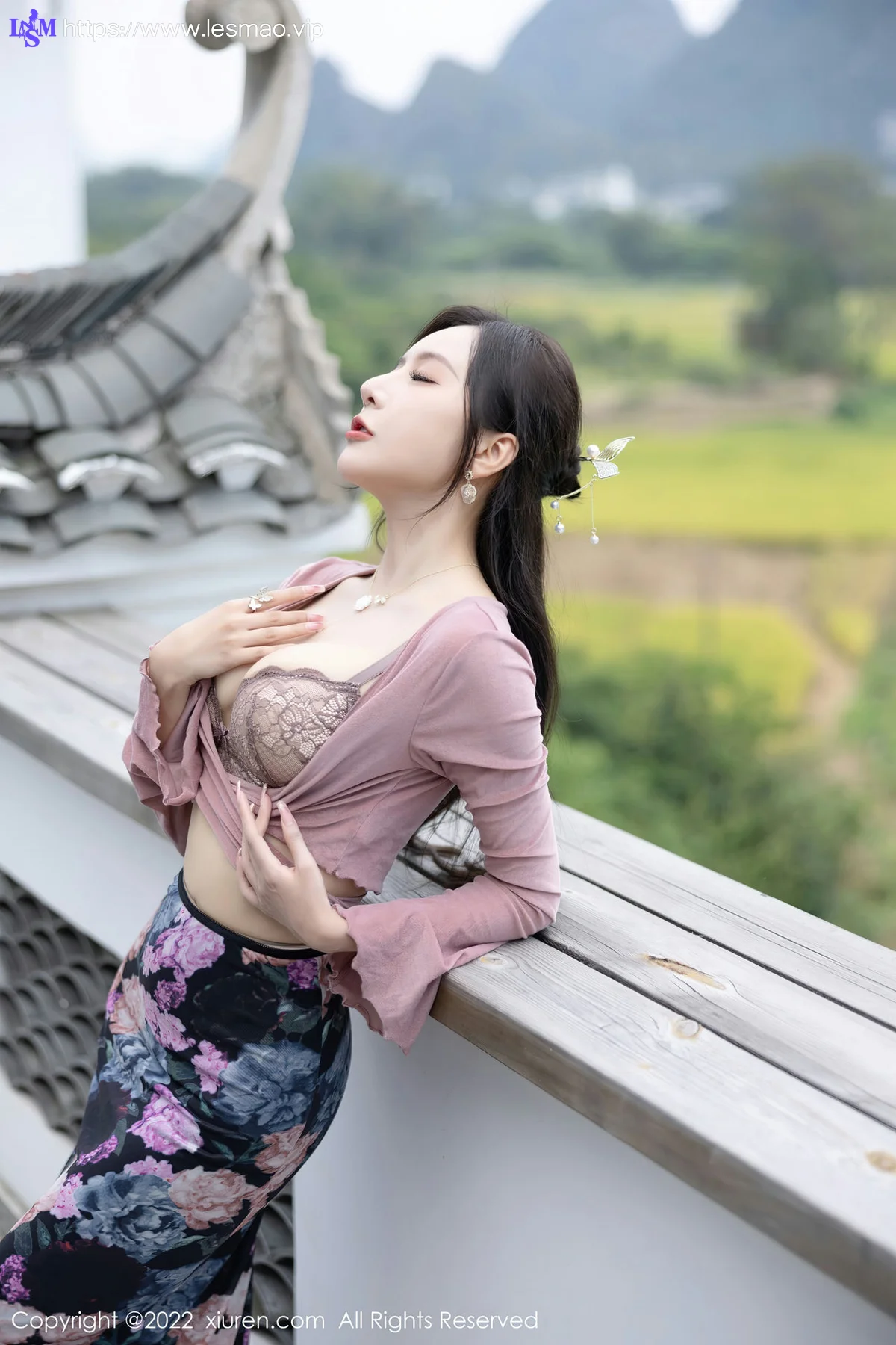 XiuRen 秀人 No.5985 王馨瑶 香肩美腿美女模特 - 16