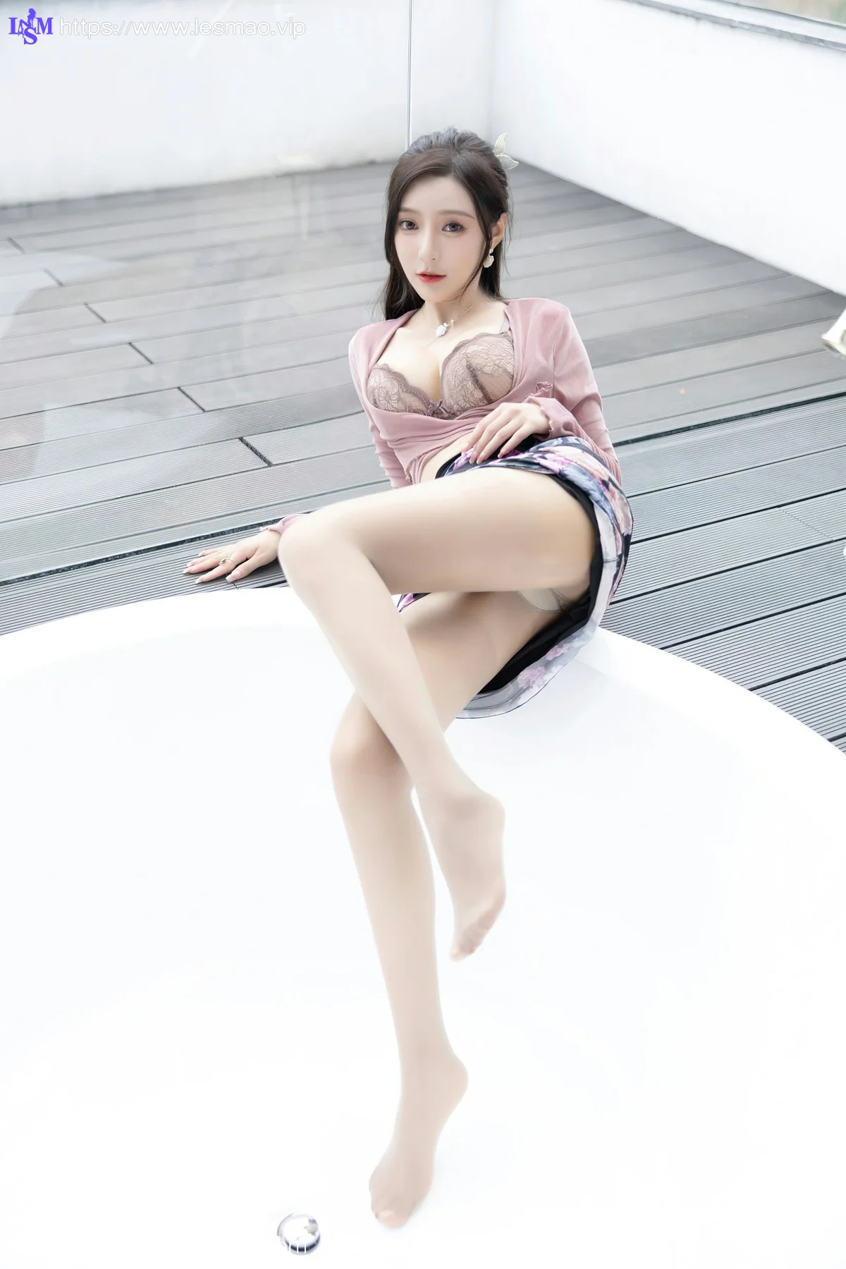 XiuRen 秀人 No.5985 王馨瑶 香肩美腿美女模特 - 25
