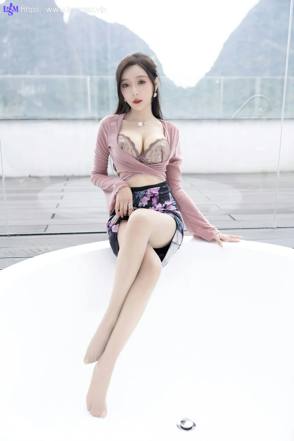 XiuRen 秀人 No.5985 王馨瑶 香肩美腿美女模特 - 29