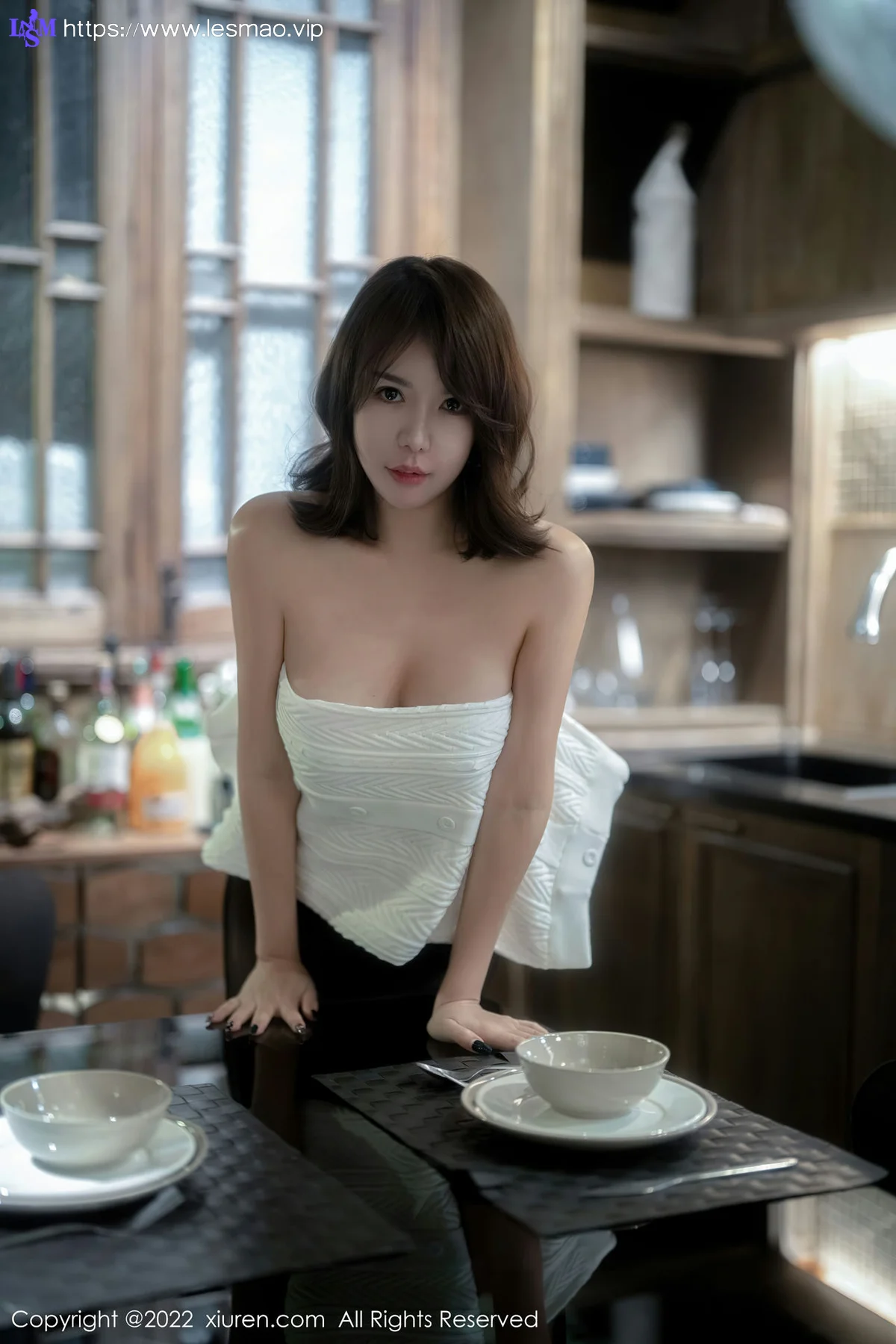 XiuRen 秀人 No.5988 雅雯 香肩黑丝性感写真 - 50