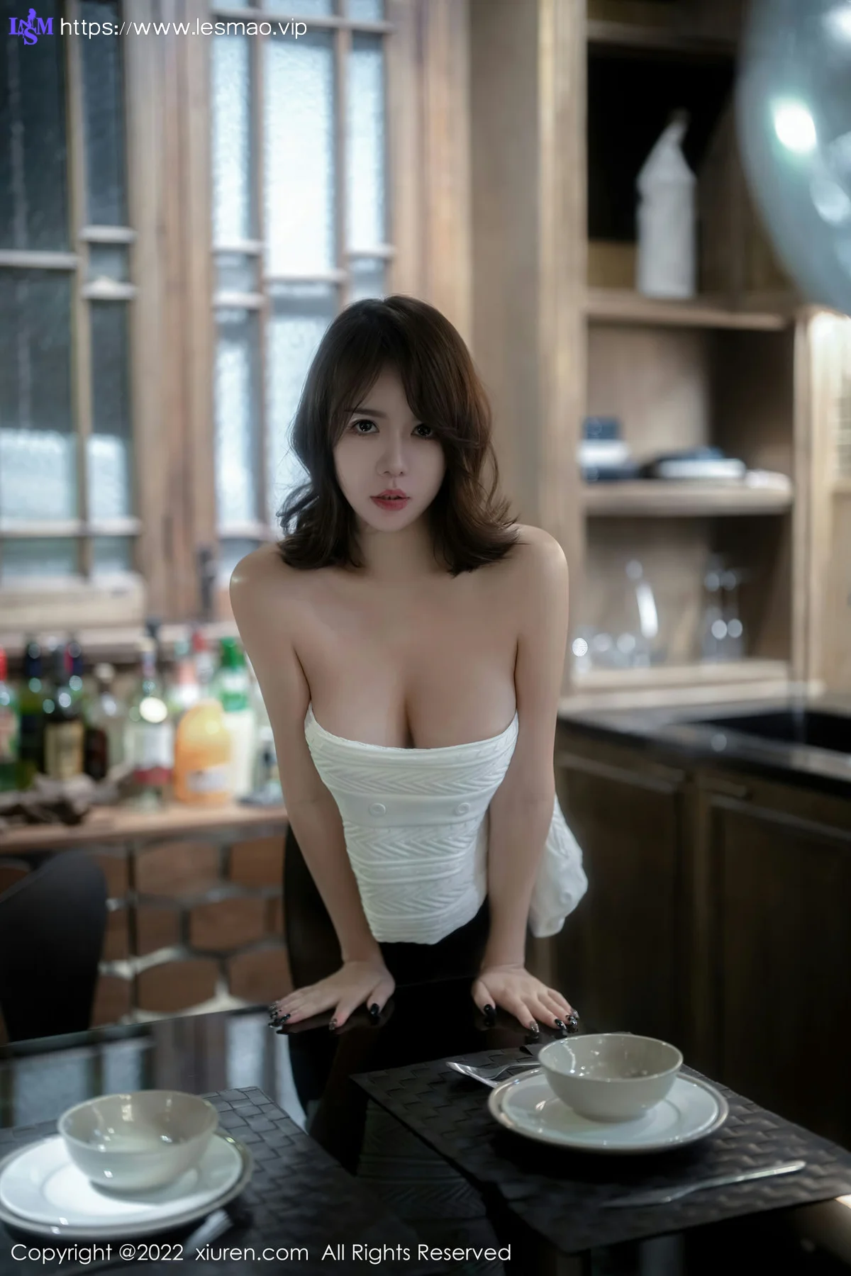 XiuRen 秀人 No.5988 雅雯 香肩黑丝性感写真 - 51