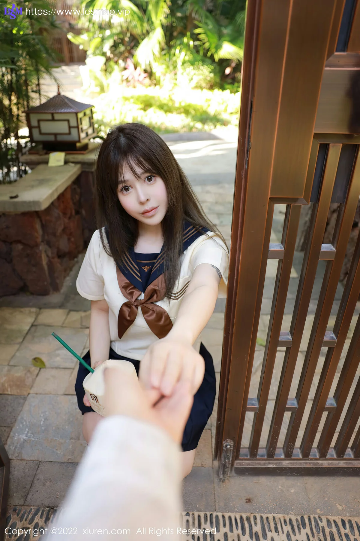 XiuRen 秀人 No.6021 Evelyn艾莉 白色水手服南京旅拍 - 16