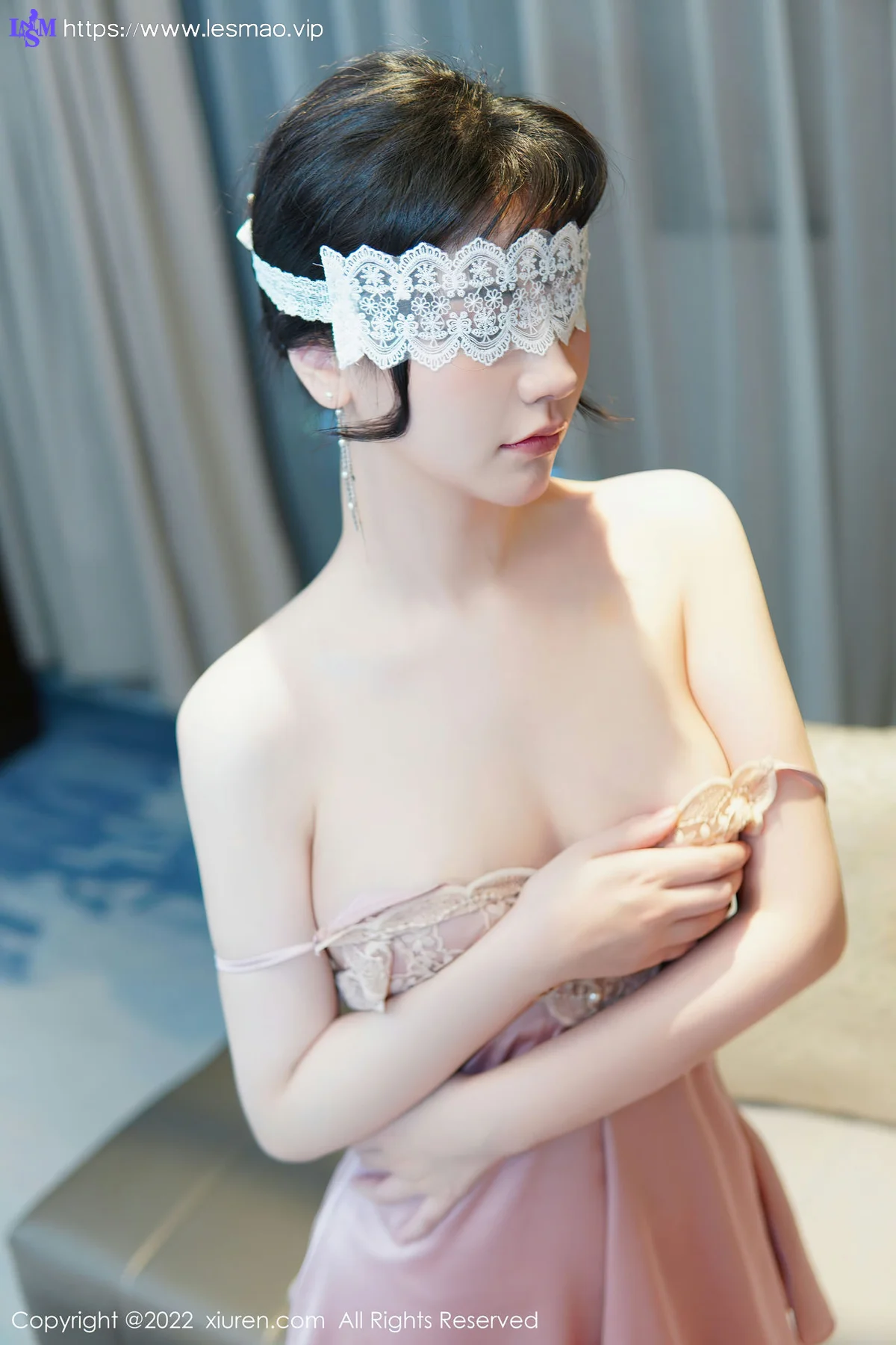 XiuRen 秀人 No.6022 桃桃子_圣诞写真 新人首套写真 - 40