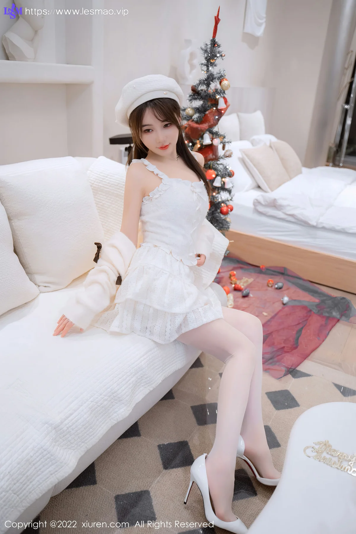 XiuRen 秀人 No.6025 婠婠么 圣诞白丝性感写真 - 16