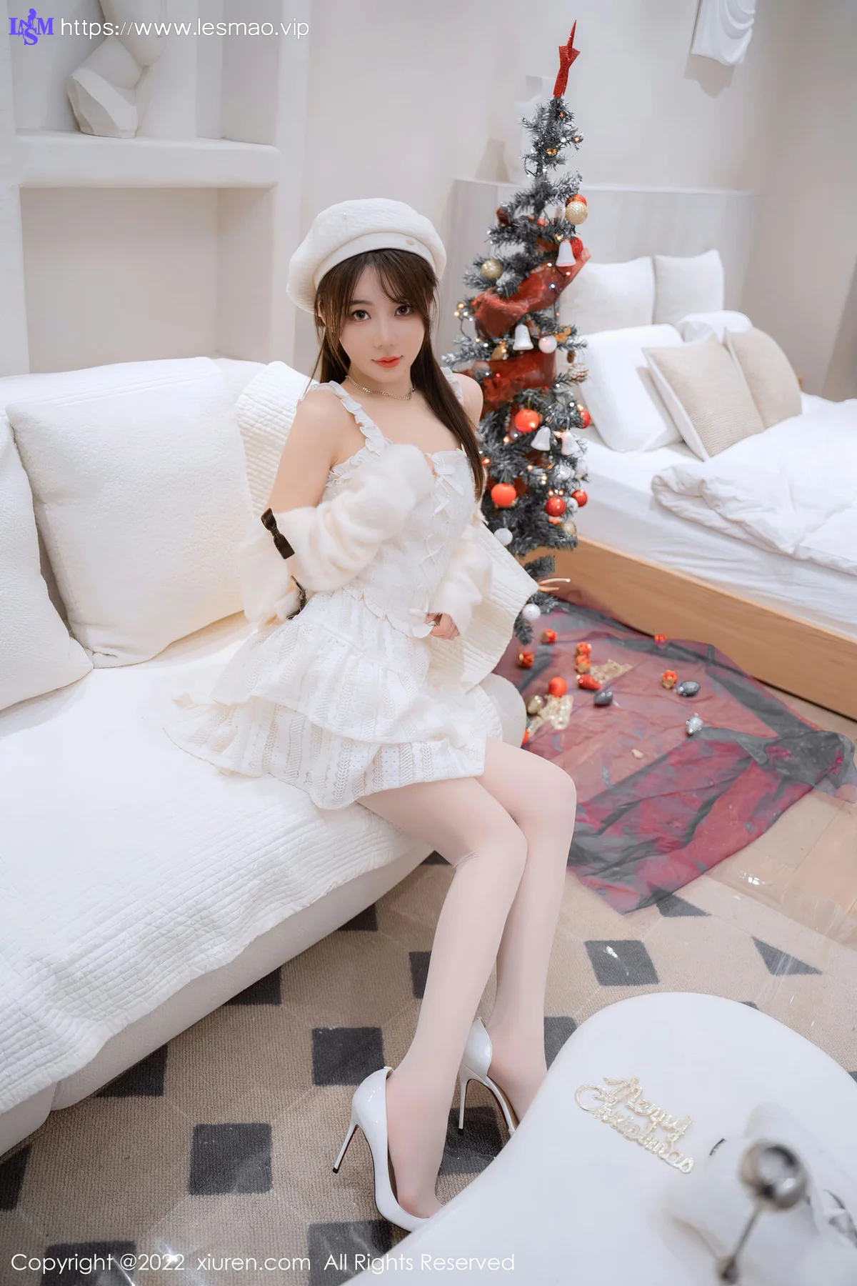 XiuRen 秀人 No.6025 婠婠么 圣诞白丝性感写真 - 18