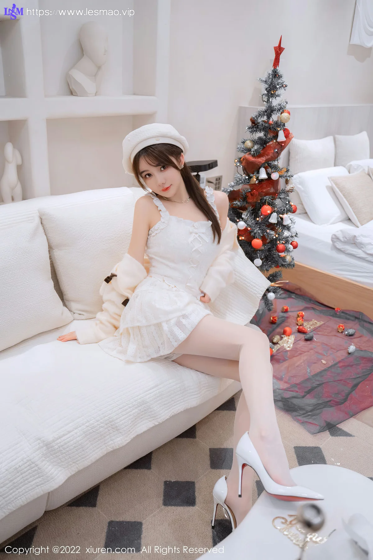 XiuRen 秀人 No.6025 婠婠么 圣诞白丝性感写真 - 19