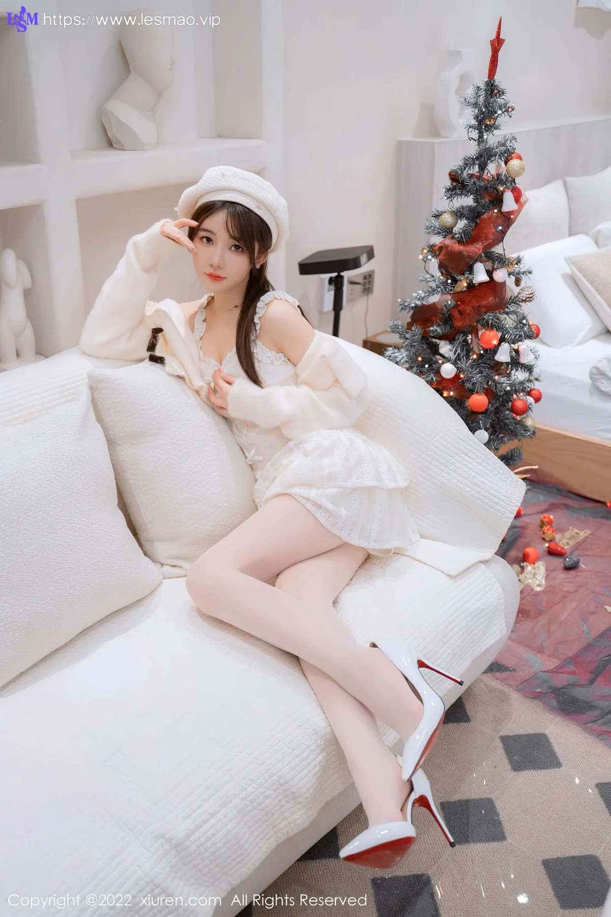 XiuRen 秀人 No.6025 婠婠么 圣诞白丝性感写真 - 26