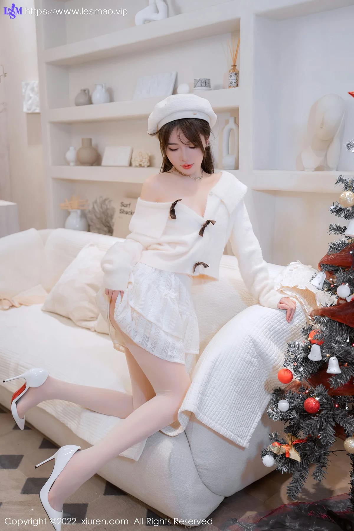 XiuRen 秀人 No.6025 婠婠么 圣诞白丝性感写真 - 49