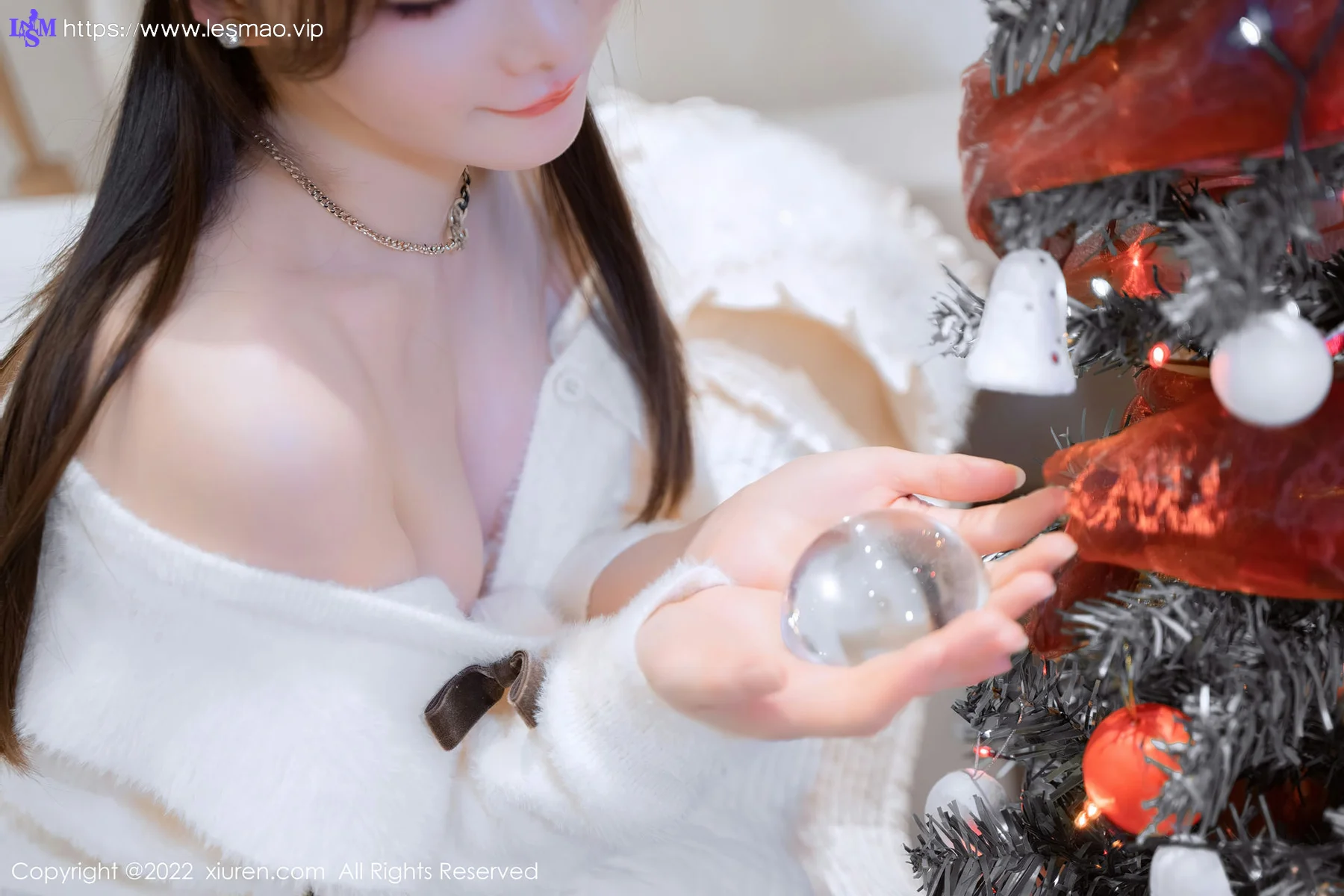 XiuRen 秀人 No.6025 婠婠么 圣诞白丝性感写真 - 53