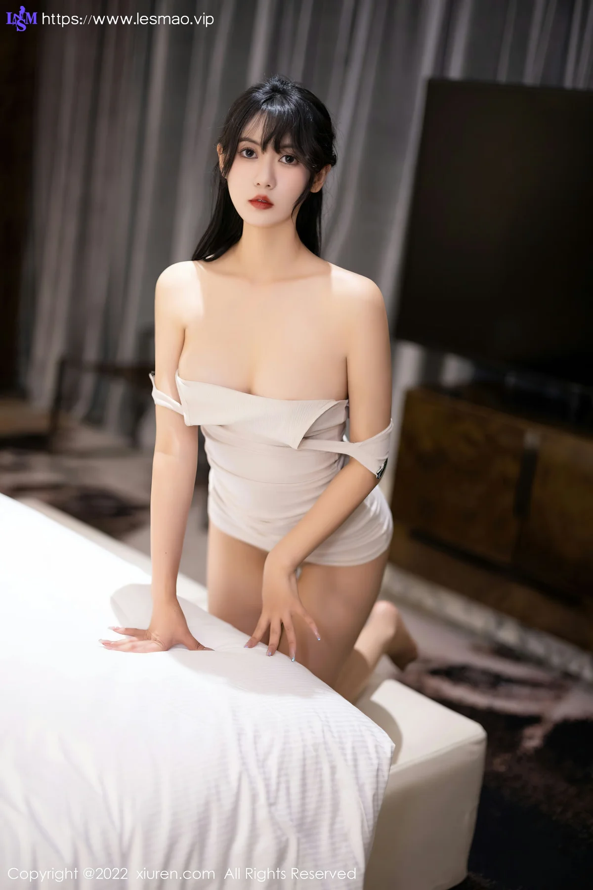 XiuRen 秀人 No.6043 林子遥 连衣短裙性感写真3 - 38