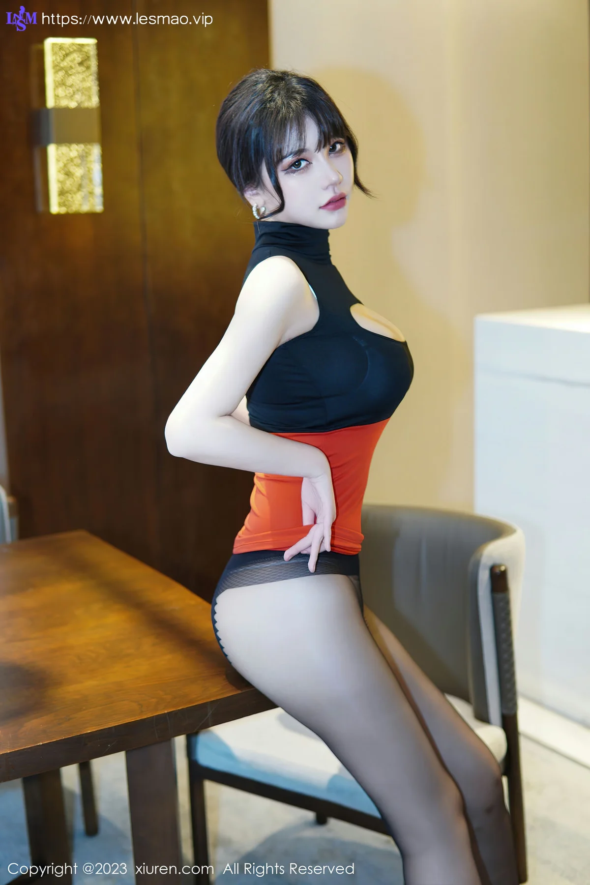 XiuRen 秀人 No.6075 桃桃子新人魅惑黑丝写真 - 26