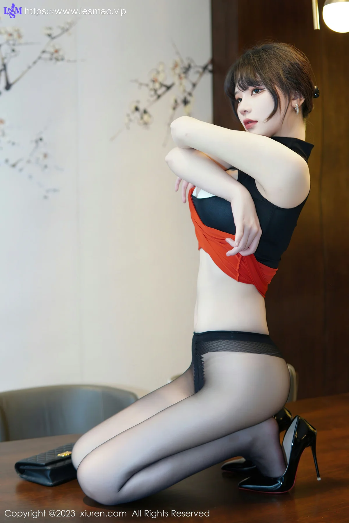 XiuRen 秀人 No.6075 桃桃子新人魅惑黑丝写真 - 37
