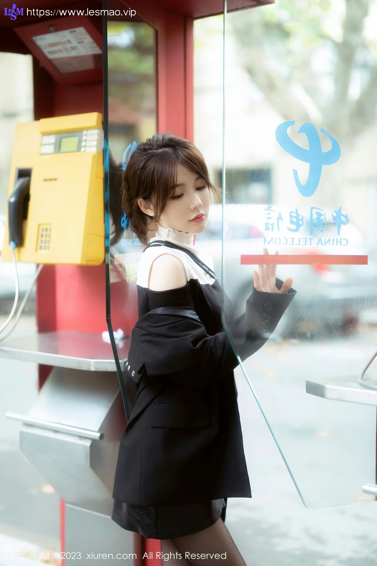XiuRen 秀人 No.6080 婠婠么 上衣皮短裙写真 - 14