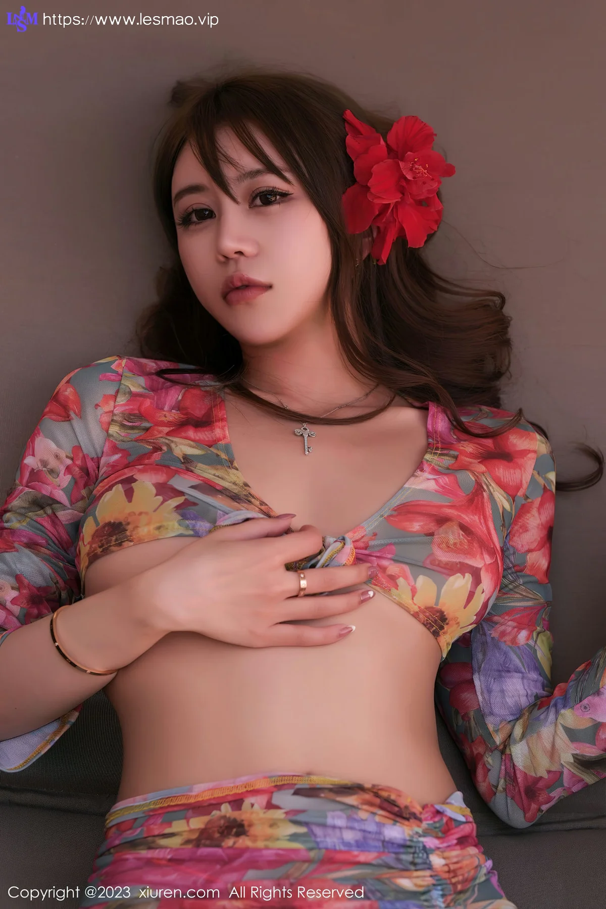 XiuRen 秀人 No.6081 tina_甜仔 花色比基尼十月海南旅拍 - 14