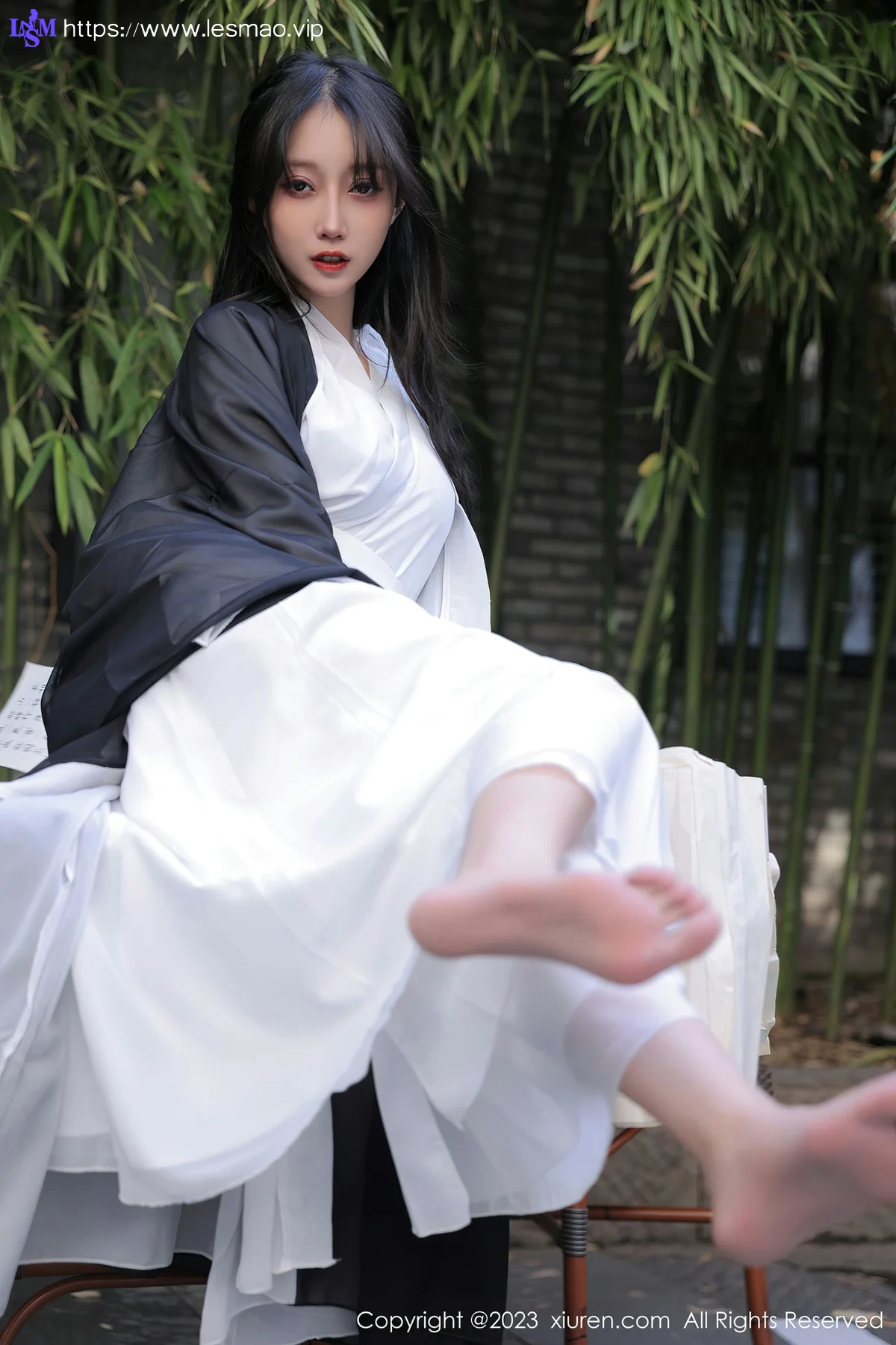 XiuRen 秀人 No.6094 玥儿玥er 白色古装服饰十月海南旅拍 - 16
