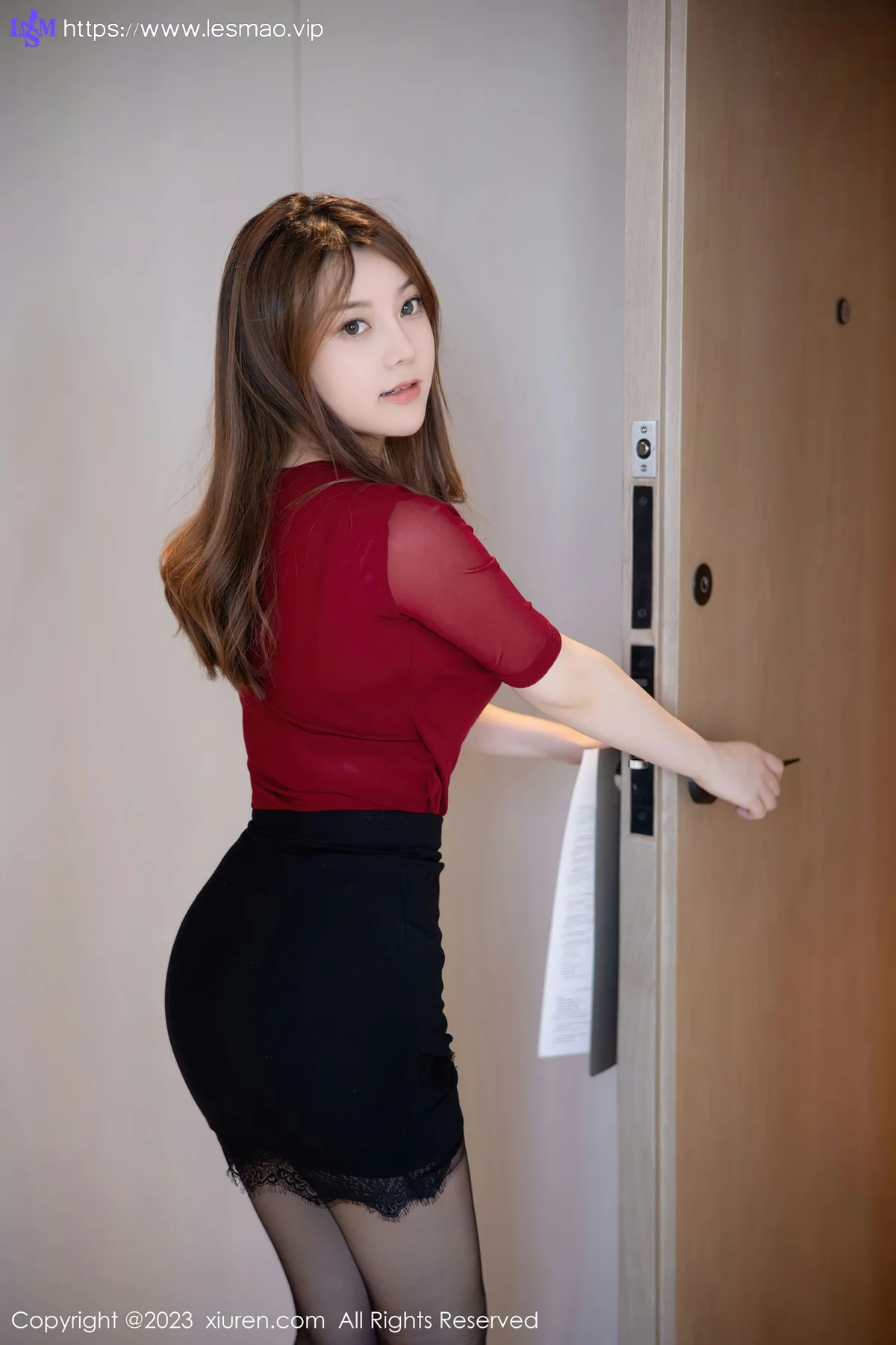 XiuRen 秀人 No.6096 豆瓣酱 黑色蕾丝内衣写真 - 14