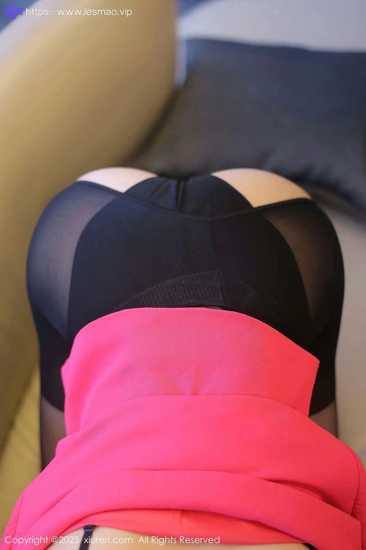 XiuRen 秀人 No.6103 月音瞳 美腿雪峰暗香涌动写真 - 75